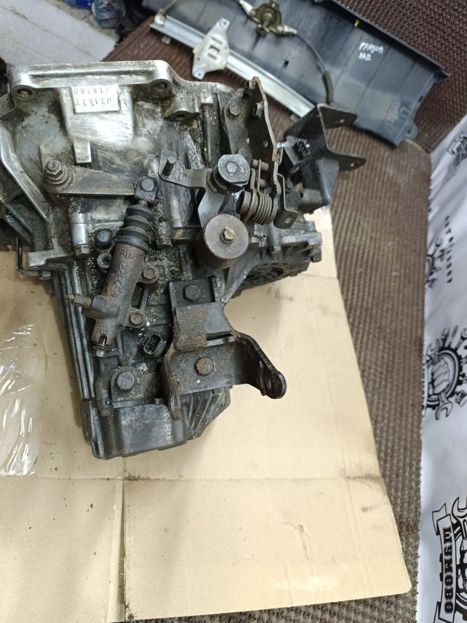 https://gcs.partsauto.market/rn-stockpro.appspot.com/thmbs/userImages/cca1856e256b5441544f9aba03b424a6/part/8a173e1e-3098-4a8d-824f-9c61a881e905_1744718219096.jpg