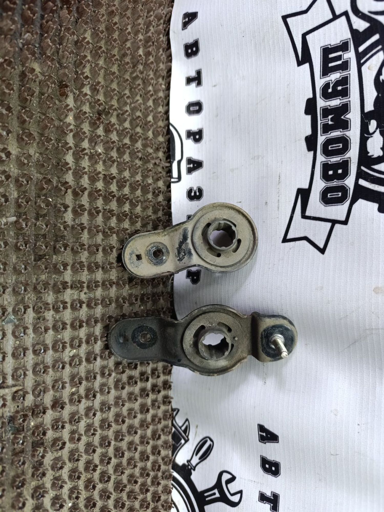 https://gcs.partsauto.market/rn-stockpro.appspot.com/thmbs/userImages/cca1856e256b5441544f9aba03b424a6/part/903a423b-7496-4997-b7cf-9b2798d66df7_1748344319032.jpg