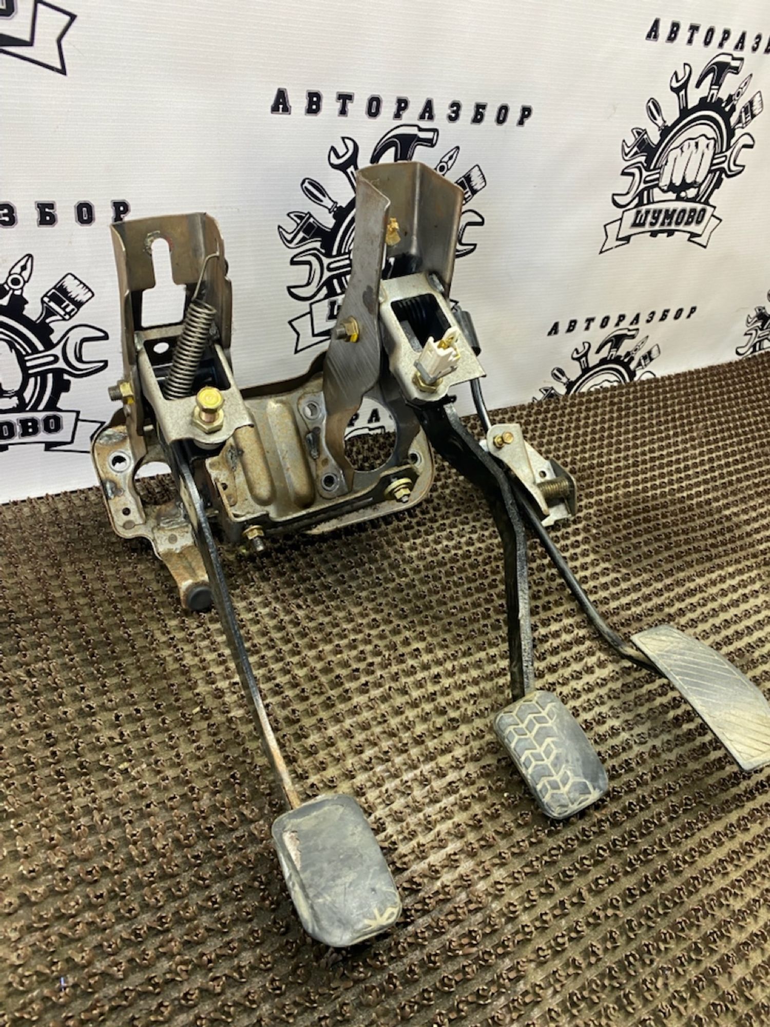 https://gcs.partsauto.market/rn-stockpro.appspot.com/thmbs/userImages/cca1856e256b5441544f9aba03b424a6/part/9943b494-b9f0-4abf-b77d-6daa0e75a810_1748597983688.jpg