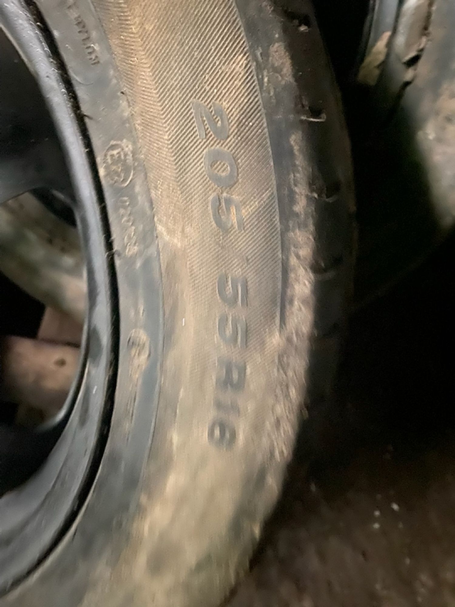 https://gcs.partsauto.market/rn-stockpro.appspot.com/thmbs/userImages/cca1856e256b5441544f9aba03b424a6/part/b9bb6a0f-6edd-455d-b71b-5e1417683b9d_1747345833943.jpg