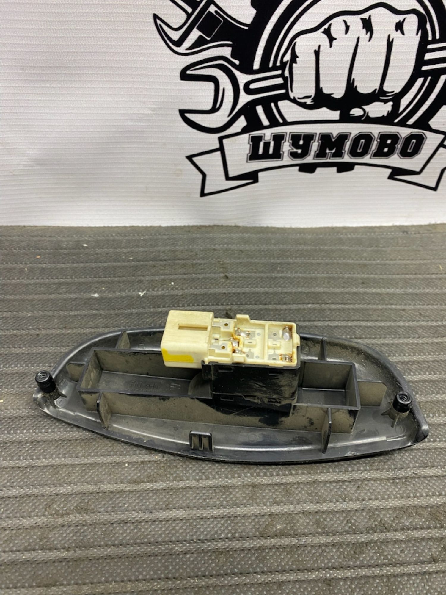 https://gcs.partsauto.market/rn-stockpro.appspot.com/thmbs/userImages/cca1856e256b5441544f9aba03b424a6/part/bd12fd17-f64f-427f-98f7-c4734081940b_1744638185647.jpg