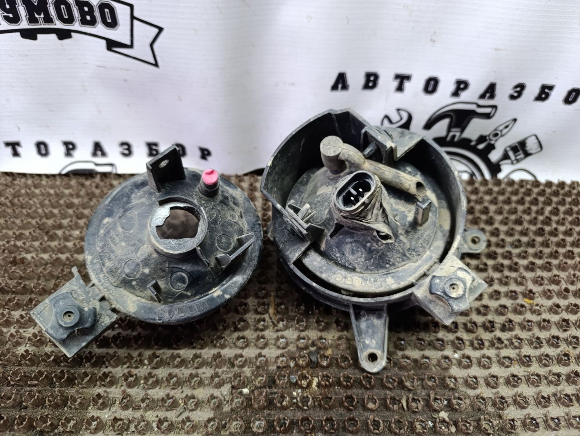 https://gcs.partsauto.market/rn-stockpro.appspot.com/thmbs/userImages/cca1856e256b5441544f9aba03b424a6/part/c0d68faf-62e6-486c-a4bd-171974f1c877_1748359463542.jpg