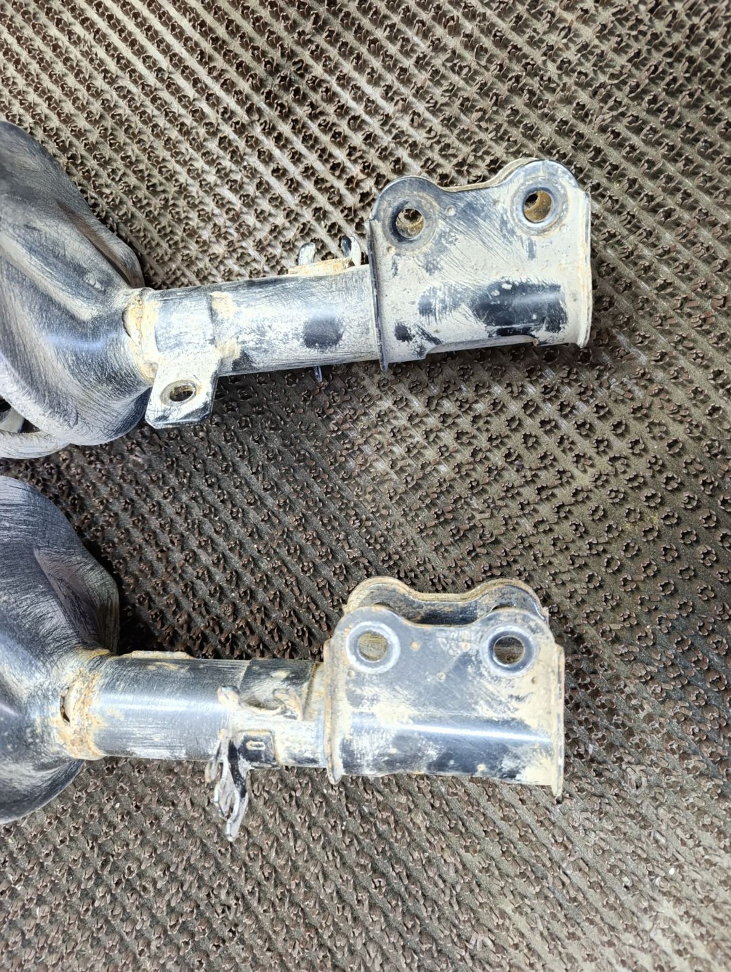 https://gcs.partsauto.market/rn-stockpro.appspot.com/thmbs/userImages/cca1856e256b5441544f9aba03b424a6/part/c43d6932-0ccc-4ef5-b8d9-2b64462f4177_1748541685719.jpg