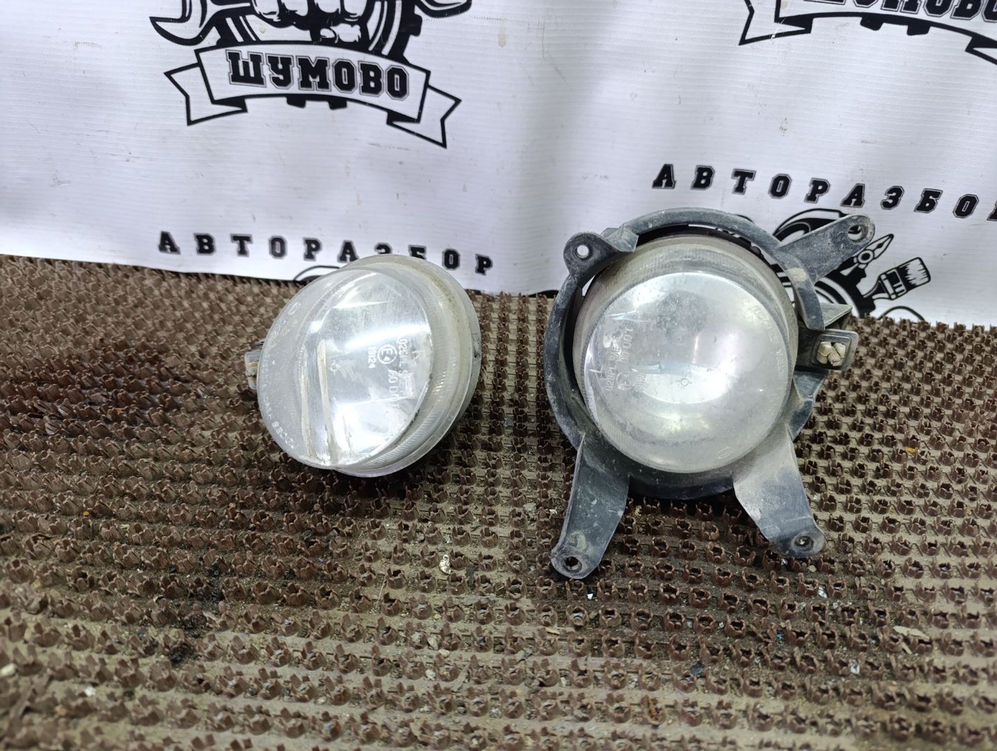 https://gcs.partsauto.market/rn-stockpro.appspot.com/thmbs/userImages/cca1856e256b5441544f9aba03b424a6/part/c8142bb1-5f17-4c78-ba9d-5a06469678f6_1748359458252.jpg