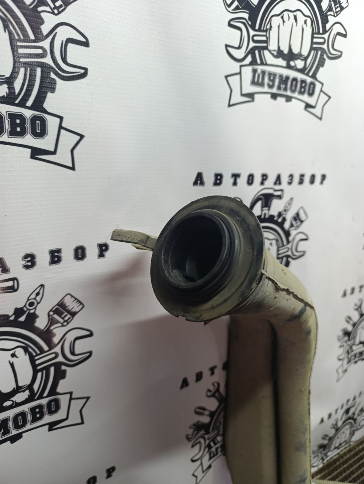 https://gcs.partsauto.market/rn-stockpro.appspot.com/thmbs/userImages/cca1856e256b5441544f9aba03b424a6/part/ceb23965-0f73-4e97-a4f2-a680b9d5844d_1747577318921.jpg