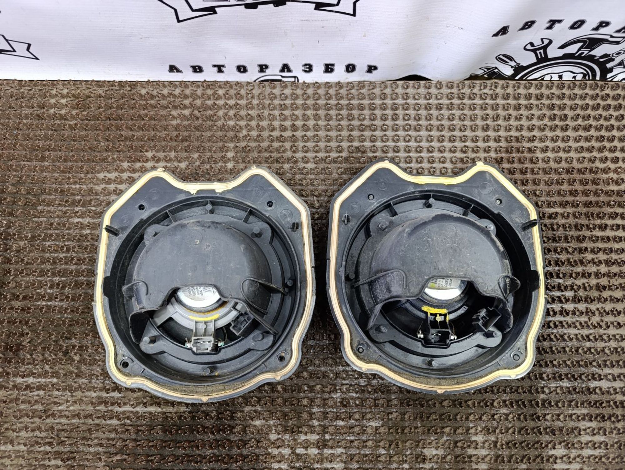 https://gcs.partsauto.market/rn-stockpro.appspot.com/thmbs/userImages/cca1856e256b5441544f9aba03b424a6/part/d2dc0434-74e4-4ddd-a39b-150f3d17284f_1747579106591.jpg