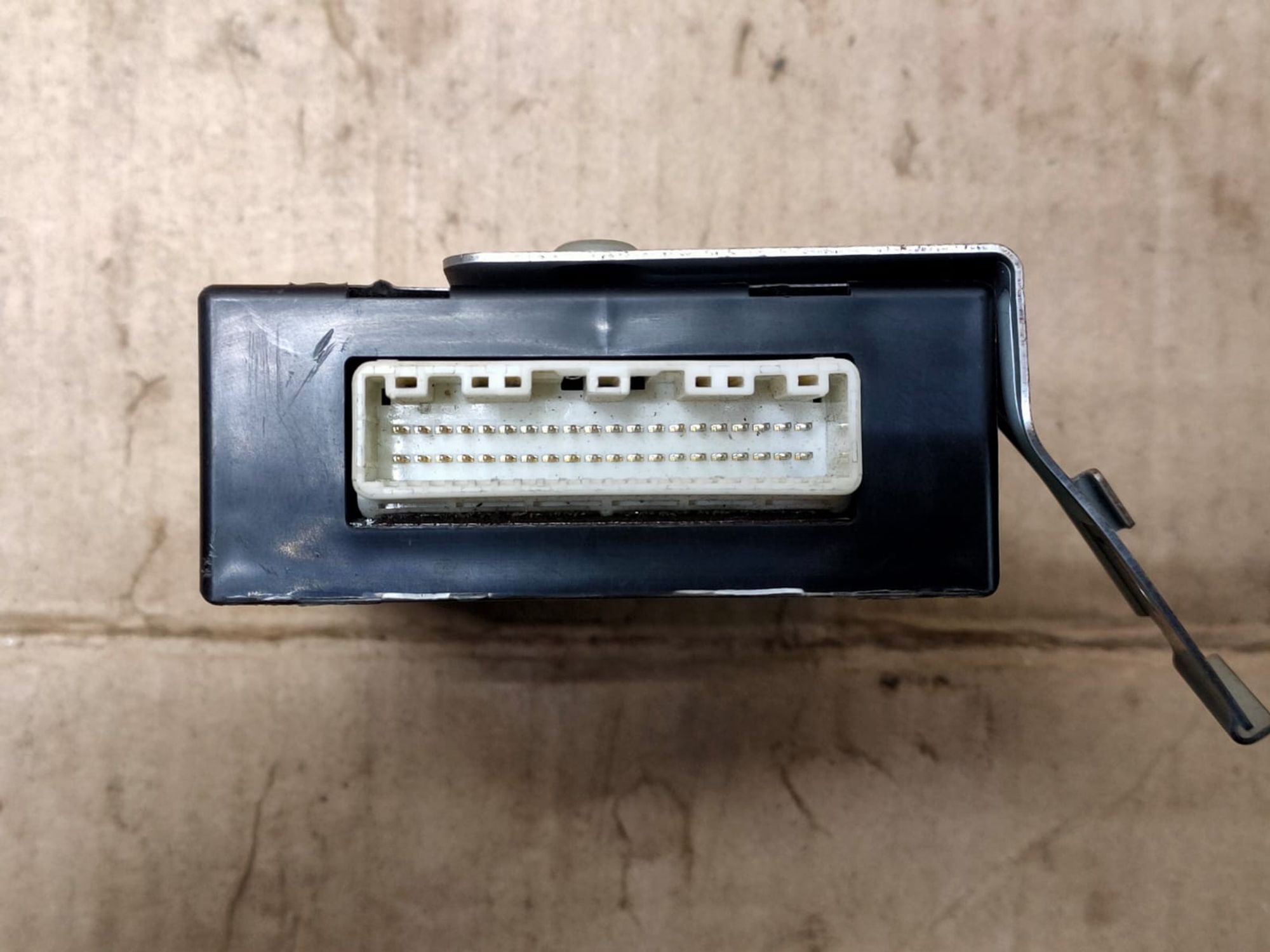 https://gcs.partsauto.market/rn-stockpro.appspot.com/thmbs/userImages/d89d66a30f14dbad161fb7a986aa0fe5/part/090bfdd0-08c8-4f36-a73c-02e5cf18b41b_1746595320640.jpg