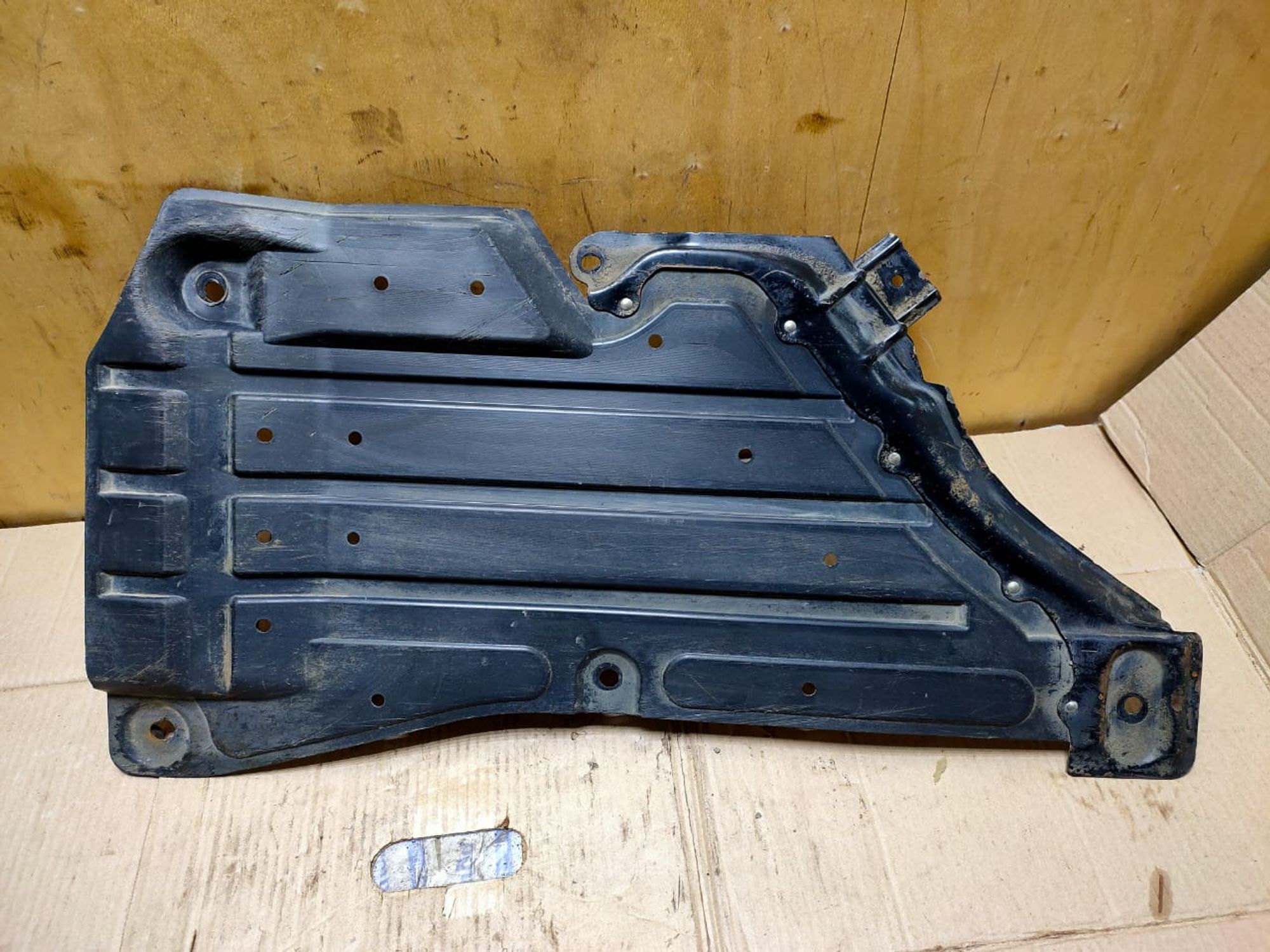 https://gcs.partsauto.market/rn-stockpro.appspot.com/thmbs/userImages/d89d66a30f14dbad161fb7a986aa0fe5/part/0c0d1830-a3bd-4111-b665-874724cc028c_1743512281739.jpg
