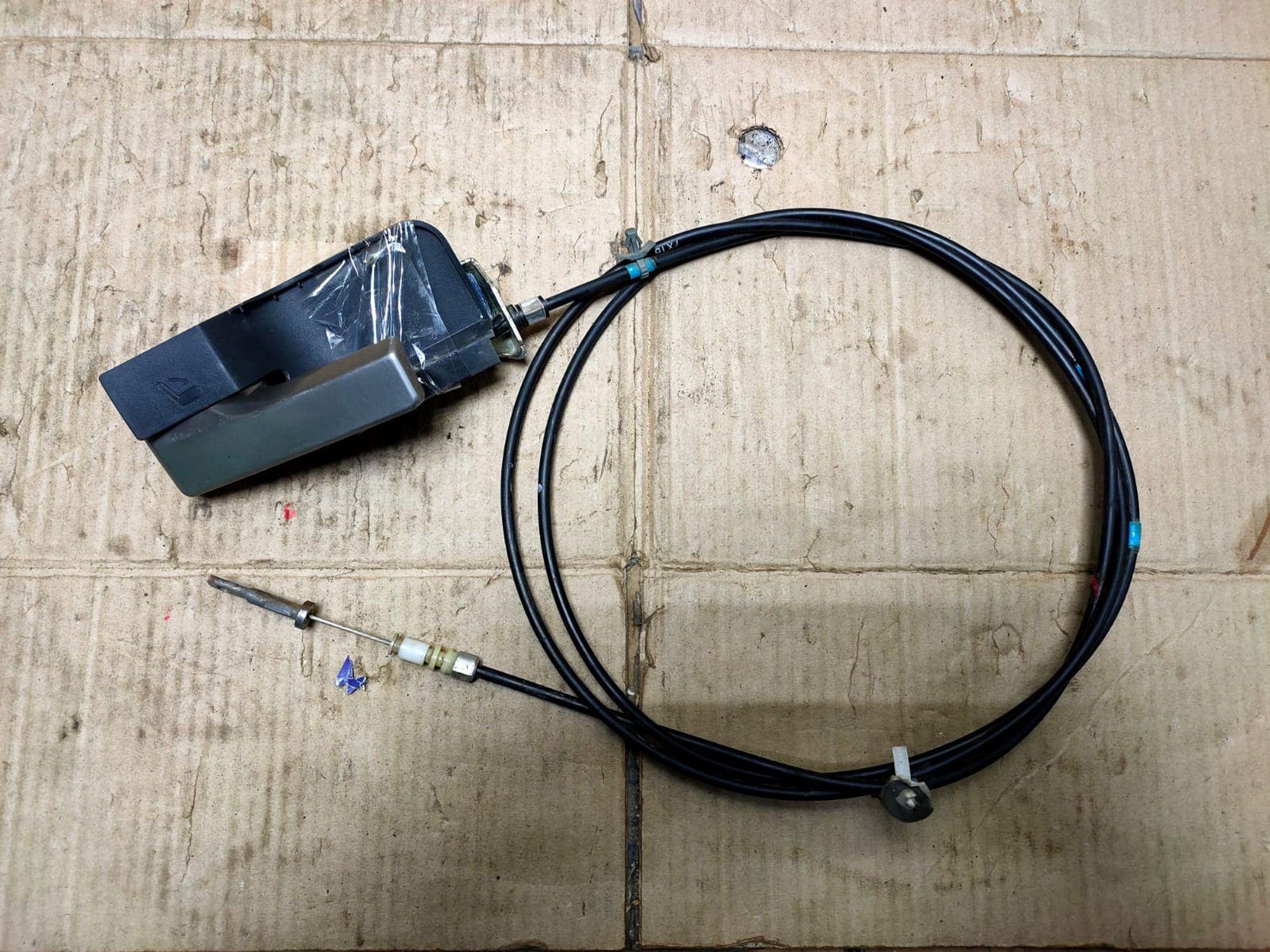 https://gcs.partsauto.market/rn-stockpro.appspot.com/thmbs/userImages/d89d66a30f14dbad161fb7a986aa0fe5/part/0cb9cc89-6436-48b9-a751-1d41ac7c3371_1746087193364.jpg