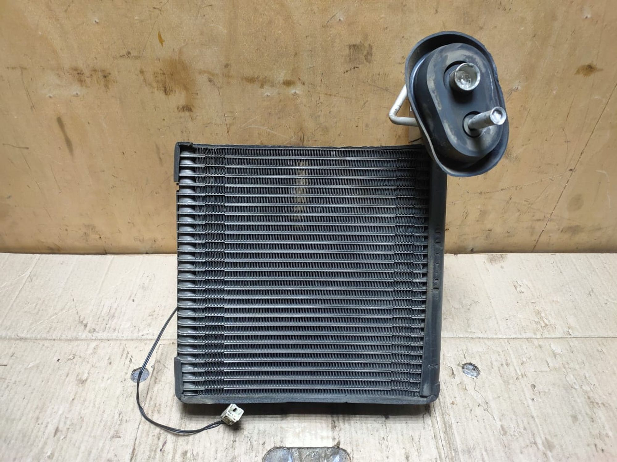 https://gcs.partsauto.market/rn-stockpro.appspot.com/thmbs/userImages/d89d66a30f14dbad161fb7a986aa0fe5/part/118964de-910a-4531-aa04-06ade328b26f_1746171035632.jpg