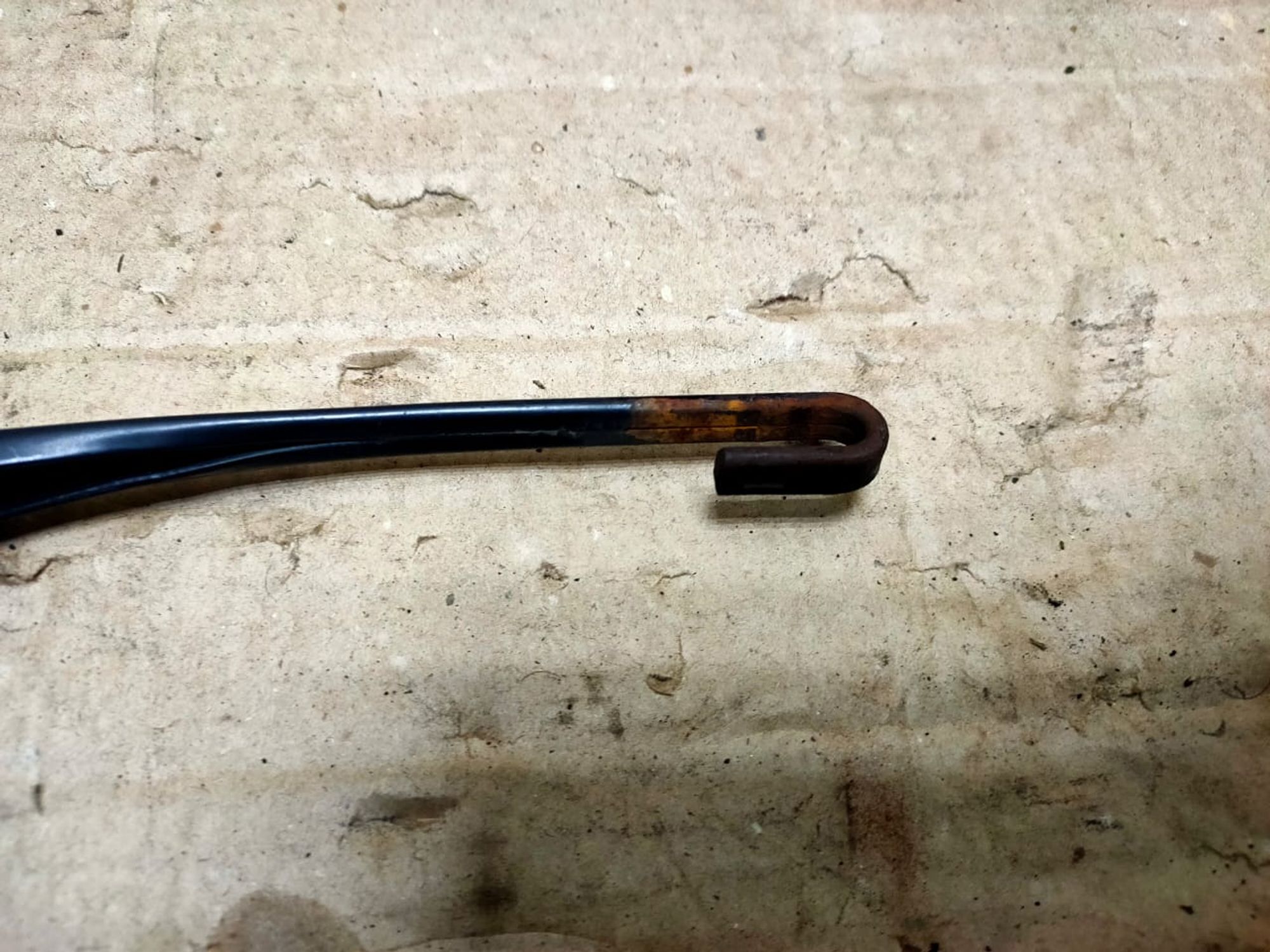 https://gcs.partsauto.market/rn-stockpro.appspot.com/thmbs/userImages/d89d66a30f14dbad161fb7a986aa0fe5/part/170f4979-93d9-4993-a5d9-77a07e02a31b_1748945474990.jpg