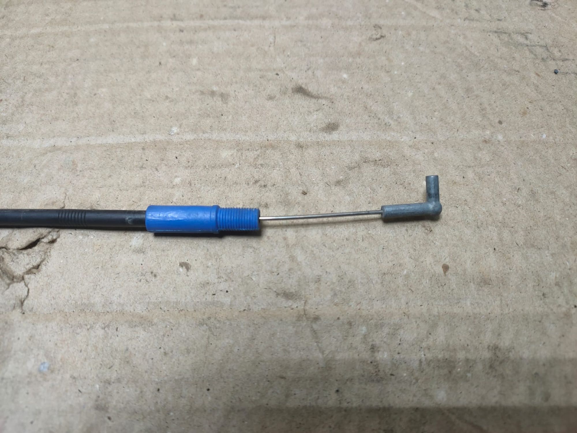 https://gcs.partsauto.market/rn-stockpro.appspot.com/thmbs/userImages/d89d66a30f14dbad161fb7a986aa0fe5/part/1fb33984-d9fe-49d5-893b-fad35015a9c5_1749642511111.jpg