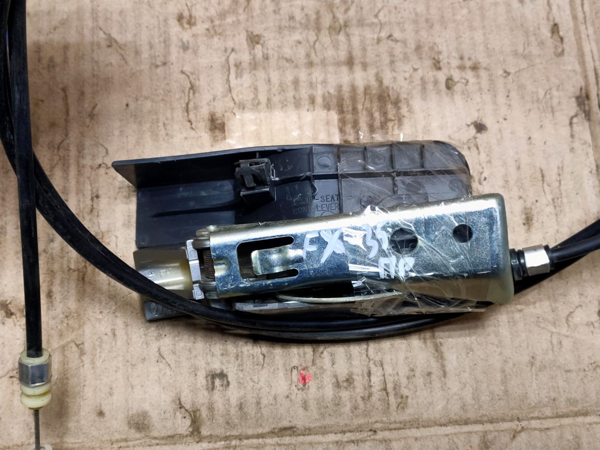 https://gcs.partsauto.market/rn-stockpro.appspot.com/thmbs/userImages/d89d66a30f14dbad161fb7a986aa0fe5/part/306b1eb5-2bf8-493c-a9e0-31f2ccb39076_1746086527827.jpg