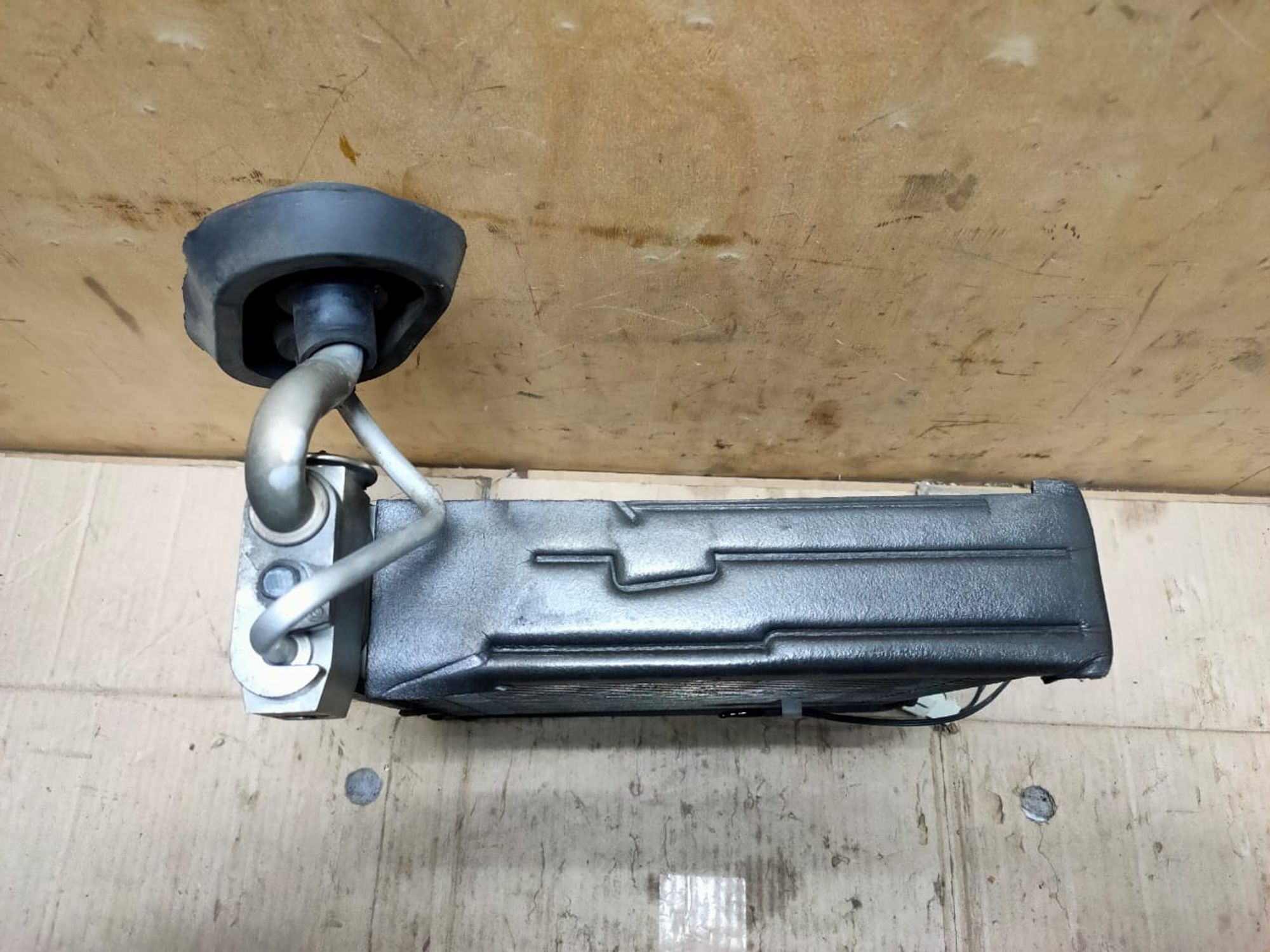 https://gcs.partsauto.market/rn-stockpro.appspot.com/thmbs/userImages/d89d66a30f14dbad161fb7a986aa0fe5/part/337dd97e-7a57-45b4-9e18-4932929e6ce2_1746171035588.jpg