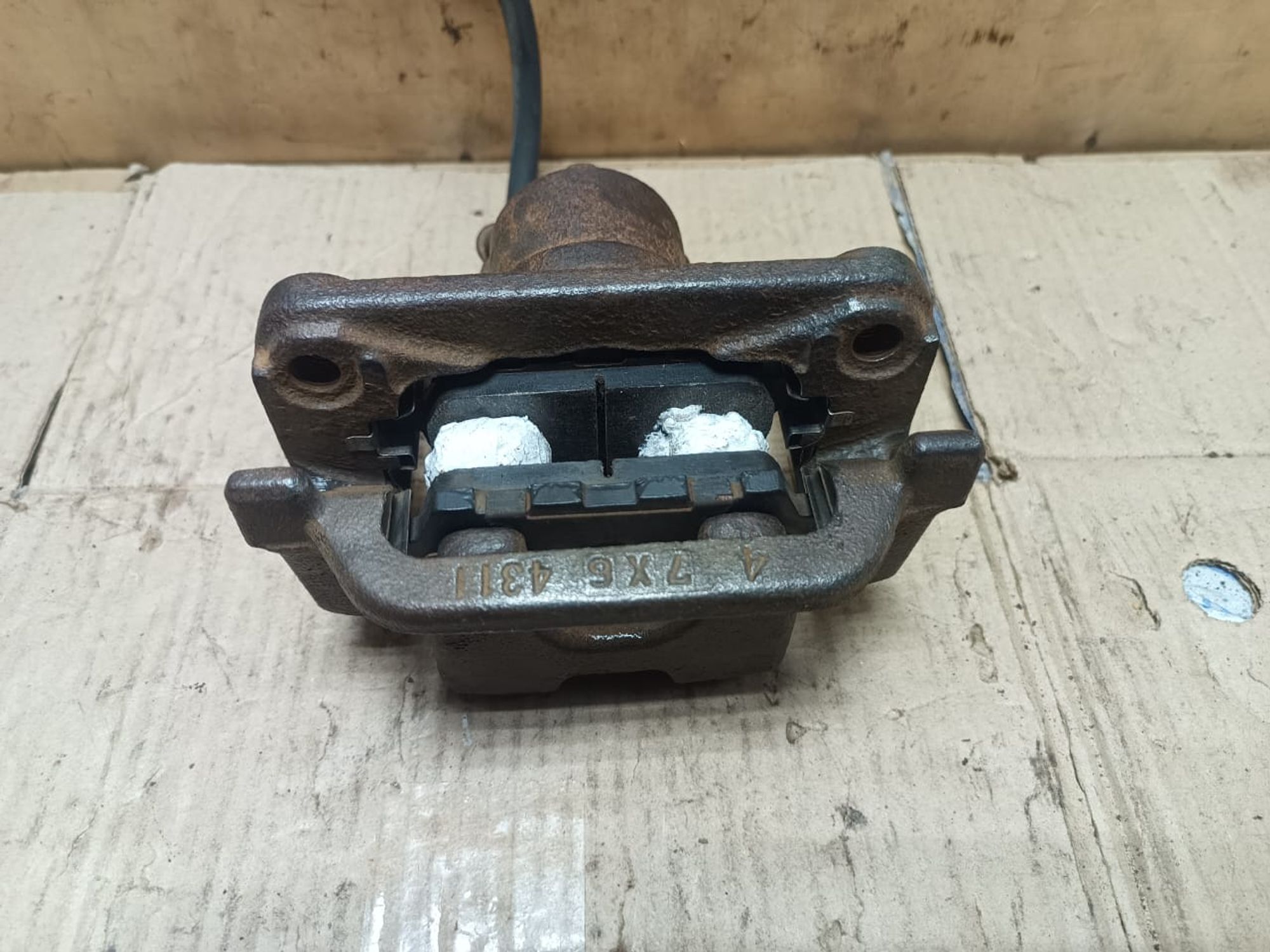 https://gcs.partsauto.market/rn-stockpro.appspot.com/thmbs/userImages/d89d66a30f14dbad161fb7a986aa0fe5/part/3e233140-5431-4cc3-bfc6-af97f1c54028_1744033974630.jpg