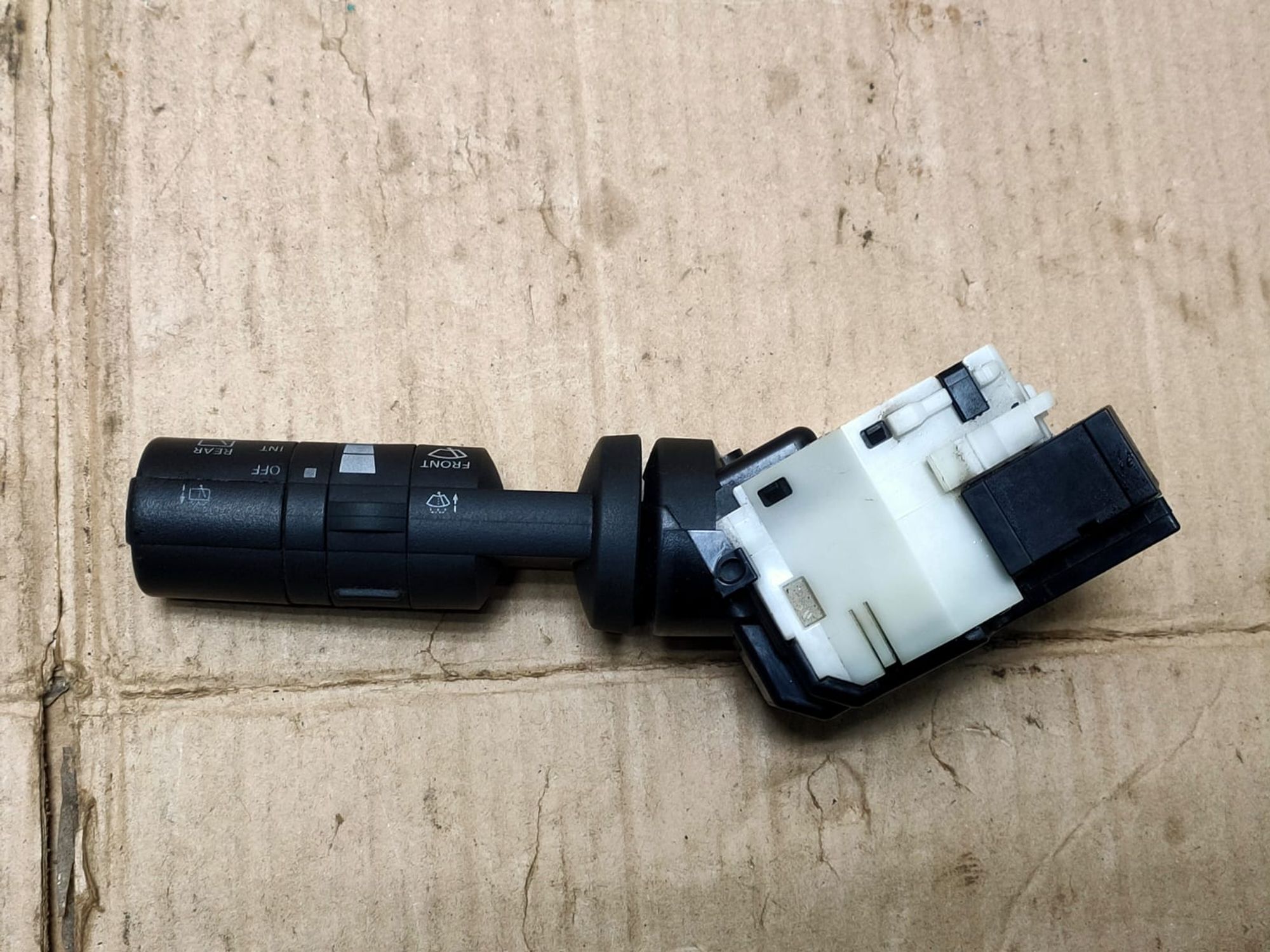 https://gcs.partsauto.market/rn-stockpro.appspot.com/thmbs/userImages/d89d66a30f14dbad161fb7a986aa0fe5/part/3e571740-da1b-4963-af3e-469753439d10_1745562492392.jpg
