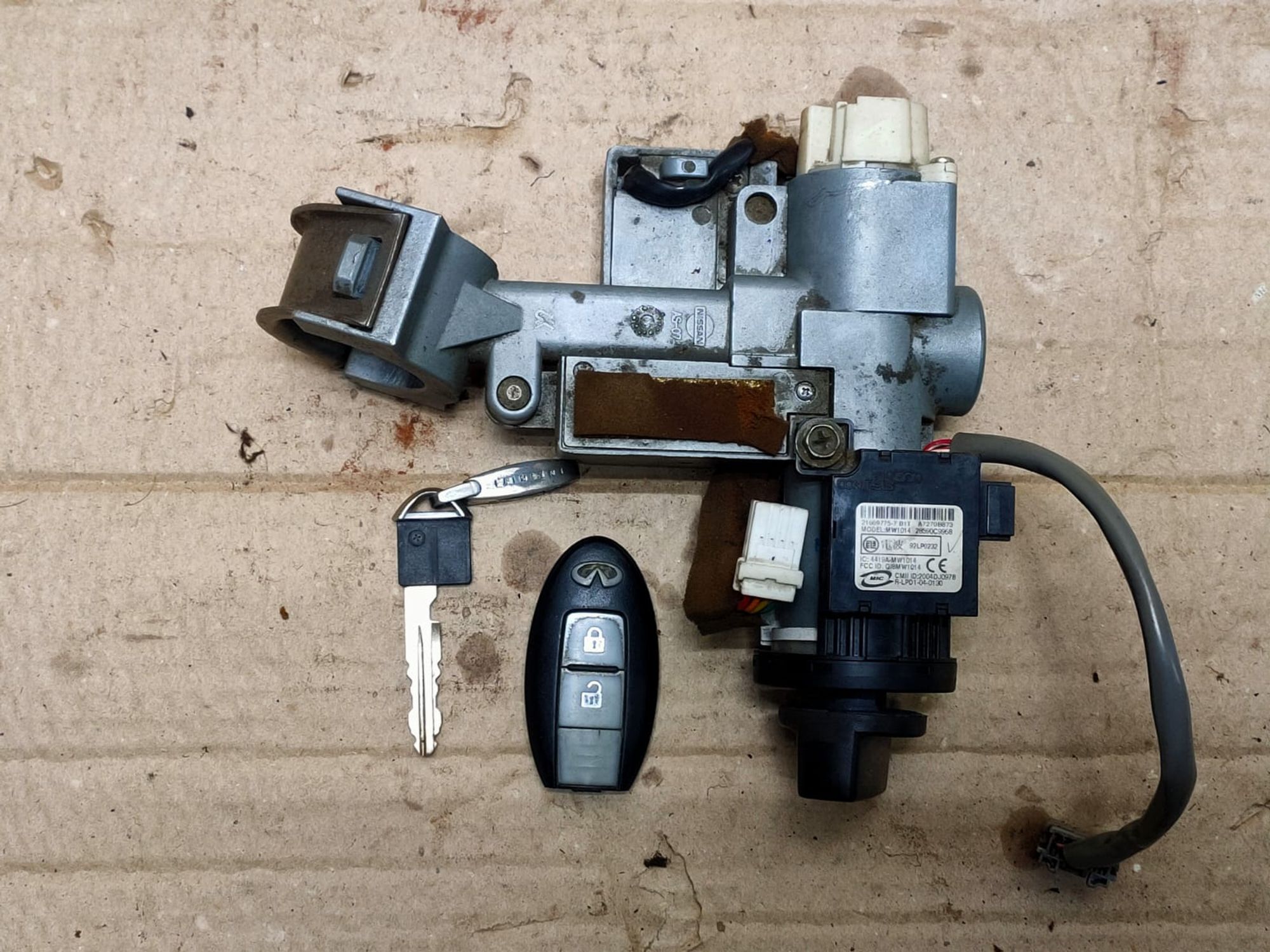 https://gcs.partsauto.market/rn-stockpro.appspot.com/thmbs/userImages/d89d66a30f14dbad161fb7a986aa0fe5/part/436b76e8-cf8f-4d08-87bc-a1865767633f_1748940333135.jpg