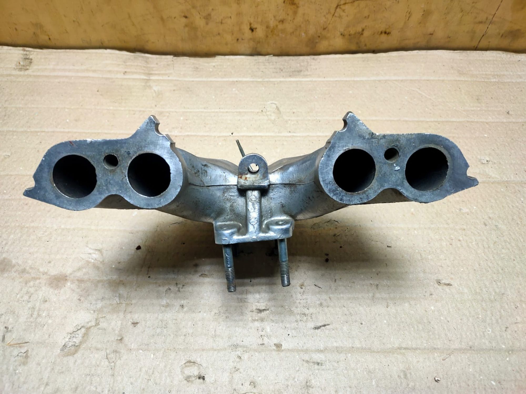 https://gcs.partsauto.market/rn-stockpro.appspot.com/thmbs/userImages/d89d66a30f14dbad161fb7a986aa0fe5/part/493ea38b-4975-4247-85ac-02a8cc7ce952_1748842542599.jpg