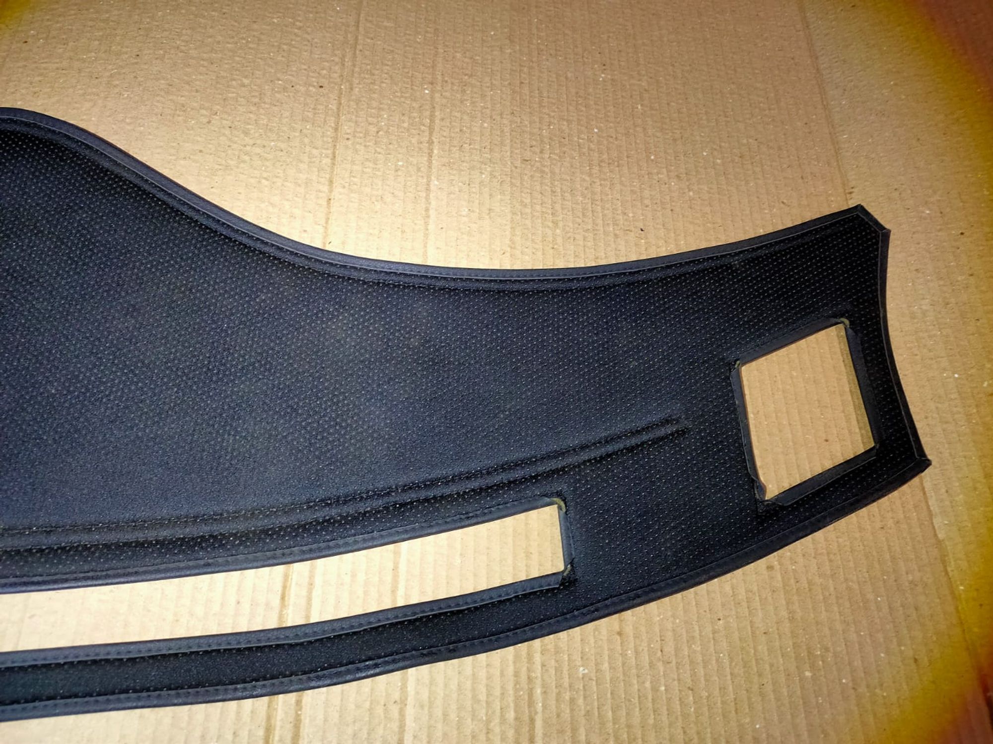https://gcs.partsauto.market/rn-stockpro.appspot.com/thmbs/userImages/d89d66a30f14dbad161fb7a986aa0fe5/part/567f40a2-0de6-40ef-8540-476af524fcc9_1746099484951.jpg