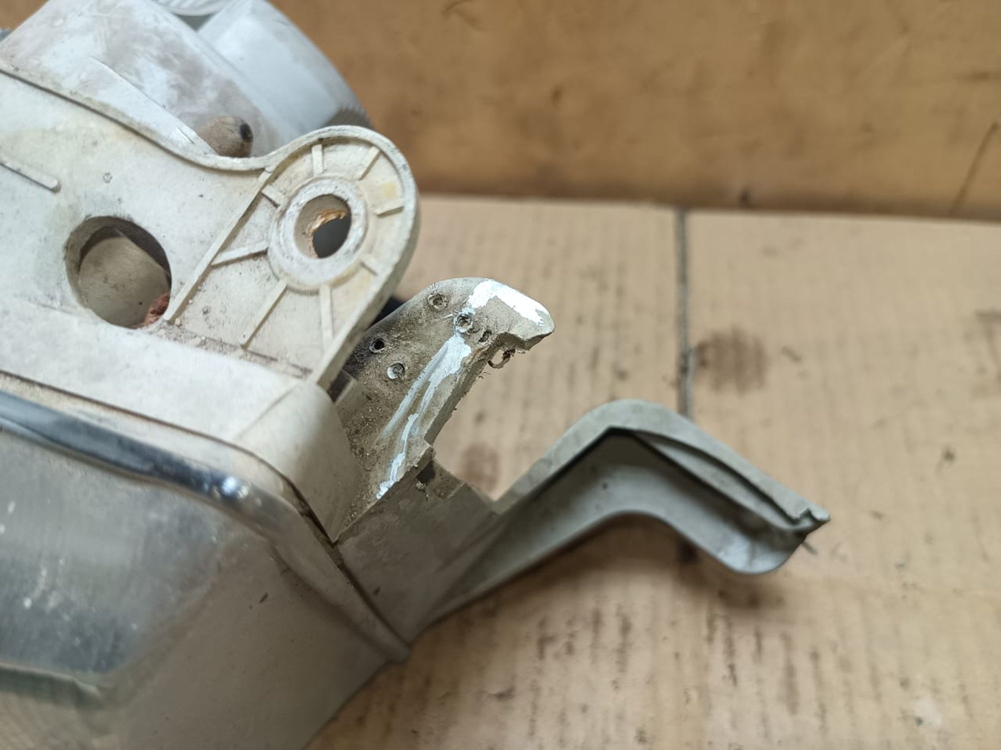 https://gcs.partsauto.market/rn-stockpro.appspot.com/thmbs/userImages/d89d66a30f14dbad161fb7a986aa0fe5/part/5becd067-3304-44e5-a89b-536056e0d728_1740555115557.jpg