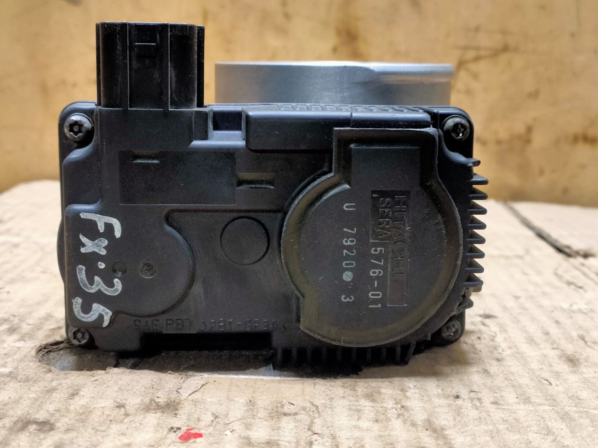 https://gcs.partsauto.market/rn-stockpro.appspot.com/thmbs/userImages/d89d66a30f14dbad161fb7a986aa0fe5/part/5d83a185-8891-4e8d-bb77-399b96c65aa5_1745560445496.jpg