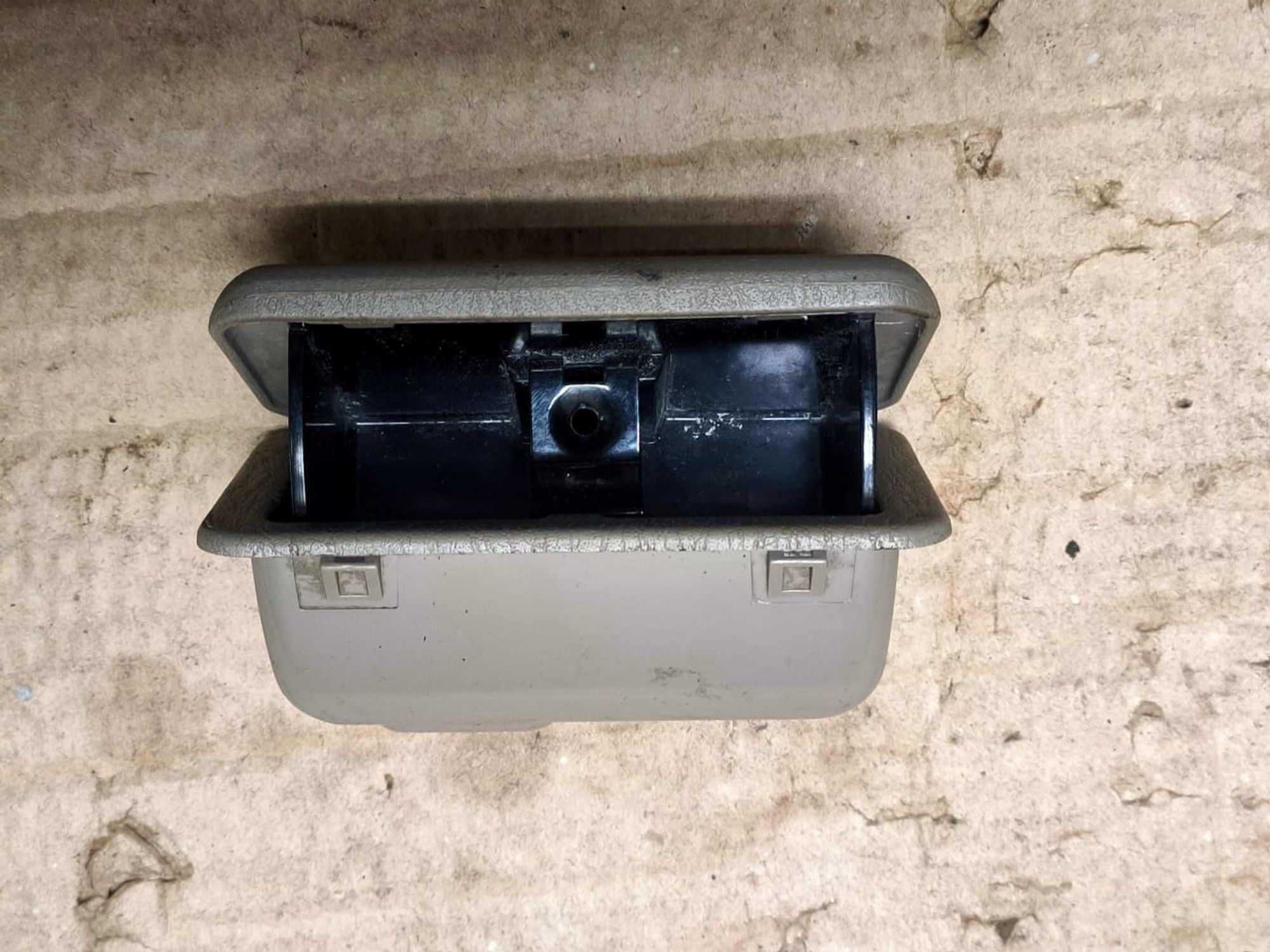 https://gcs.partsauto.market/rn-stockpro.appspot.com/thmbs/userImages/d89d66a30f14dbad161fb7a986aa0fe5/part/5e5a6e4d-1a23-4356-9031-e6eb92cdd3fd_1749716977855.jpg