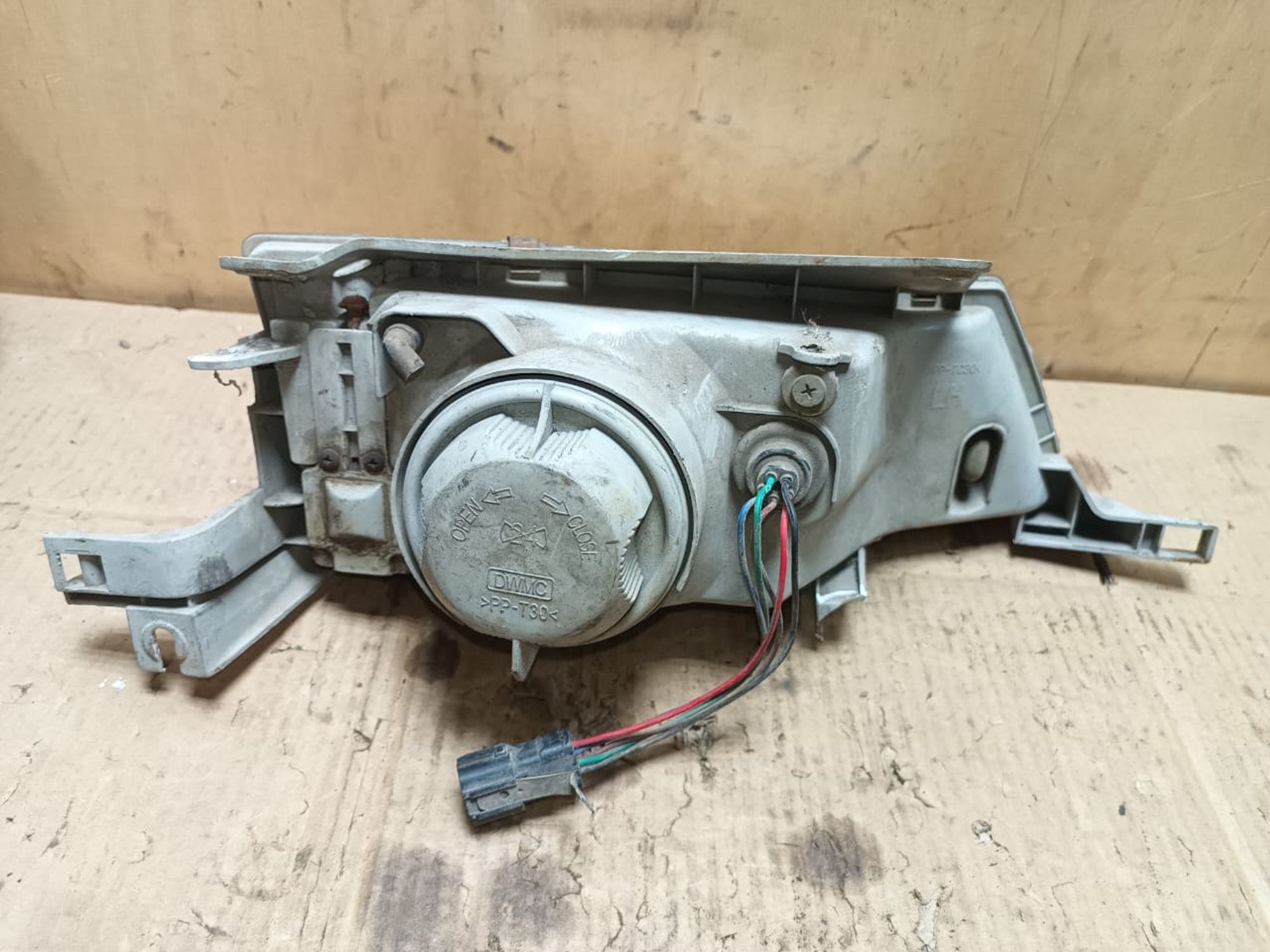 https://gcs.partsauto.market/rn-stockpro.appspot.com/thmbs/userImages/d89d66a30f14dbad161fb7a986aa0fe5/part/65b693d3-5ac4-4811-884d-51399aa1d7ca_1740555115593.jpg