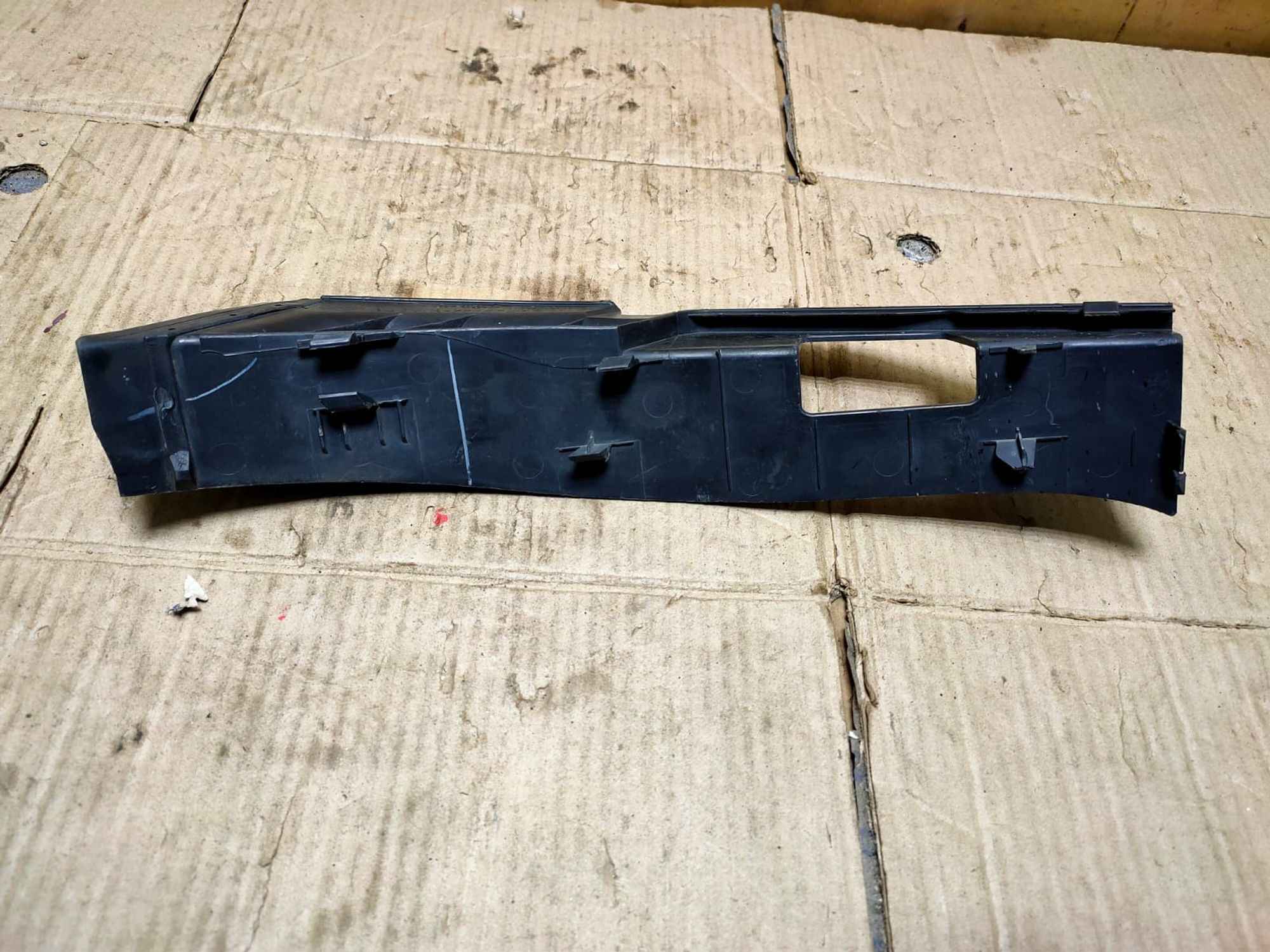 https://gcs.partsauto.market/rn-stockpro.appspot.com/thmbs/userImages/d89d66a30f14dbad161fb7a986aa0fe5/part/65efa30d-c78d-469a-acd4-7ba6e2dda342_1746097693308.jpg