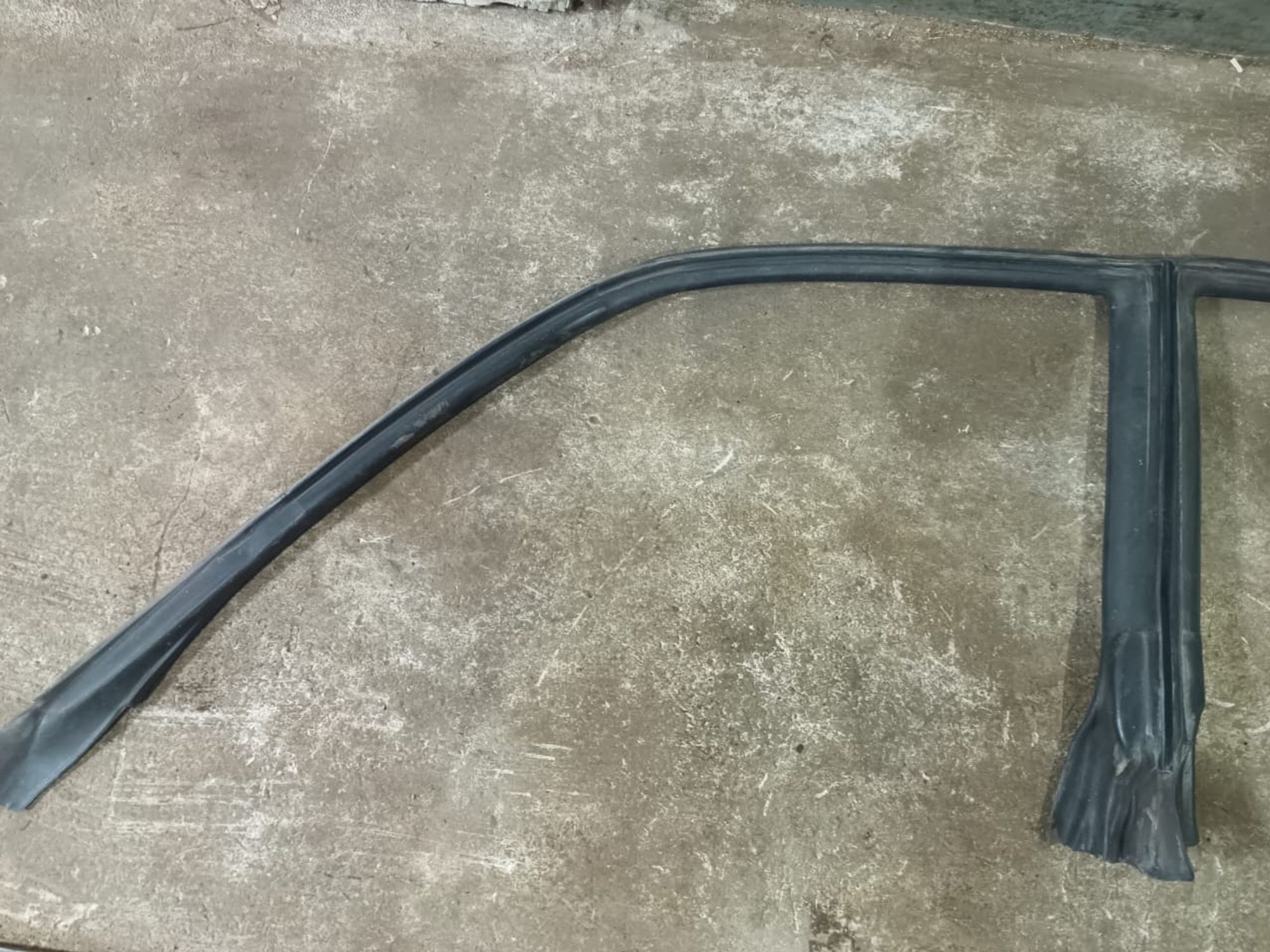 https://gcs.partsauto.market/rn-stockpro.appspot.com/thmbs/userImages/d89d66a30f14dbad161fb7a986aa0fe5/part/6757d95a-2635-4e41-9ed5-c1d1e9610b97_1739164950366.jpg