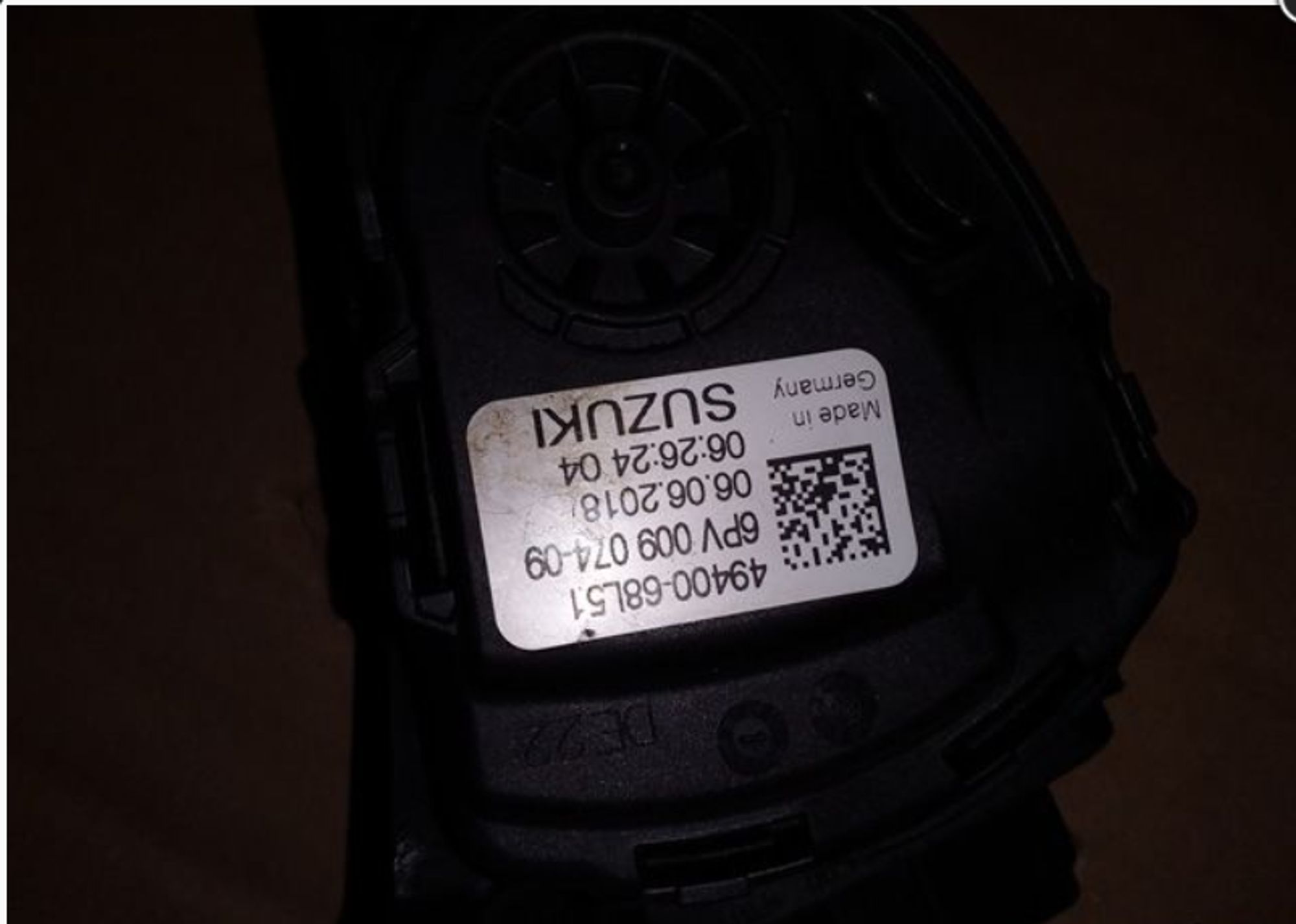 https://gcs.partsauto.market/rn-stockpro.appspot.com/thmbs/userImages/d89d66a30f14dbad161fb7a986aa0fe5/part/69eb7023-5a06-4be3-8502-764aeec39253_1745913224345.jpg