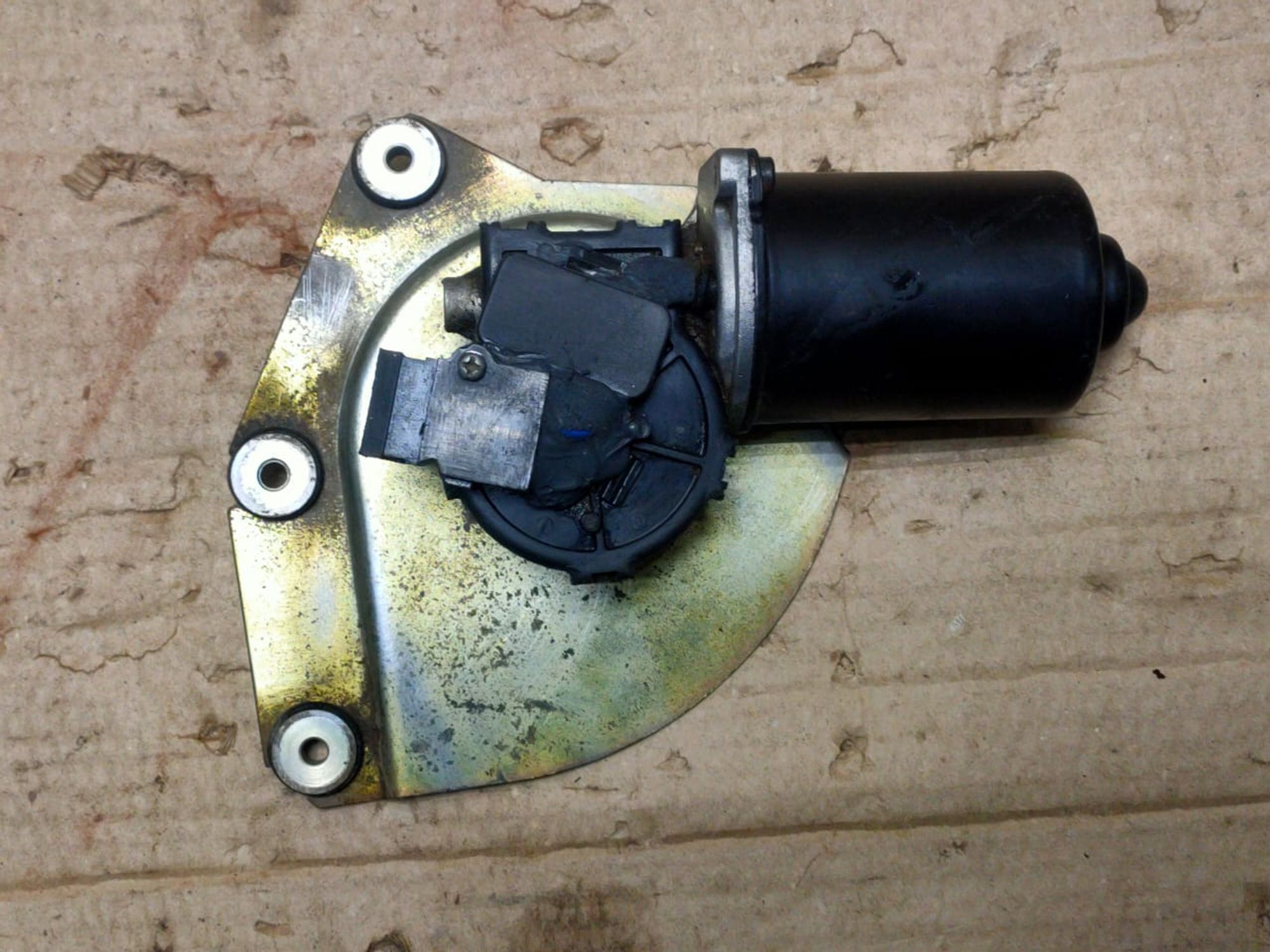 https://gcs.partsauto.market/rn-stockpro.appspot.com/thmbs/userImages/d89d66a30f14dbad161fb7a986aa0fe5/part/6a879f58-2ab1-4812-8c1e-205dcb7fcf1e_1749717200154.jpg