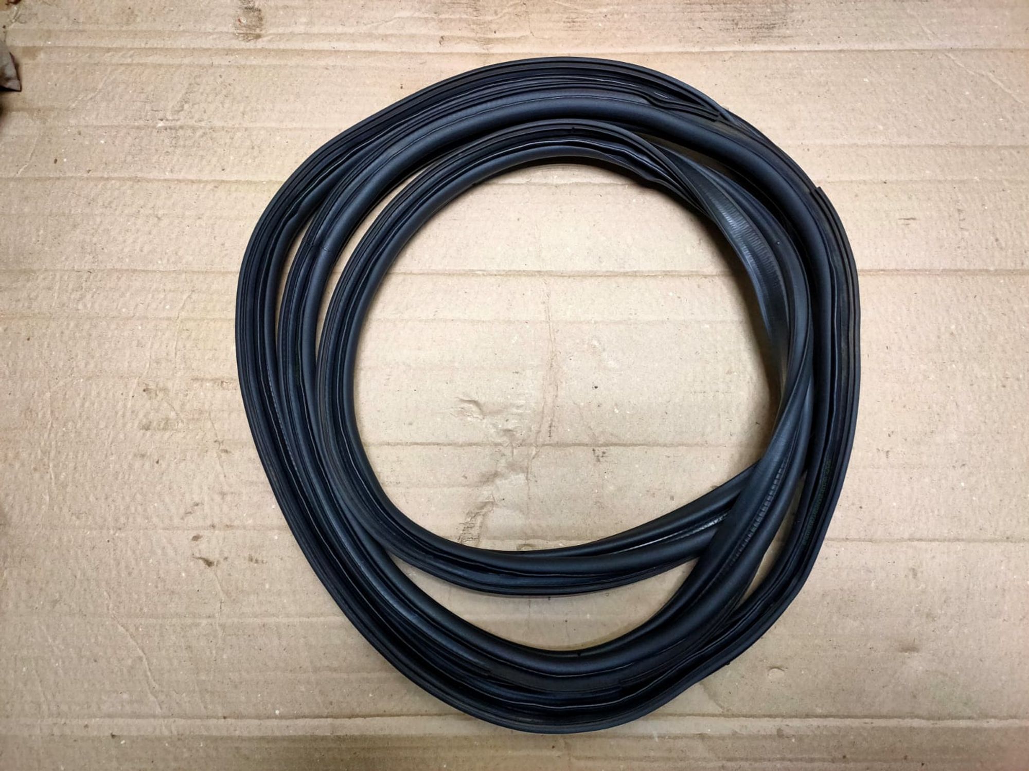 https://gcs.partsauto.market/rn-stockpro.appspot.com/thmbs/userImages/d89d66a30f14dbad161fb7a986aa0fe5/part/6ecc118d-e3aa-4eac-a627-c9ddafba6bd4_1747918379526.jpg