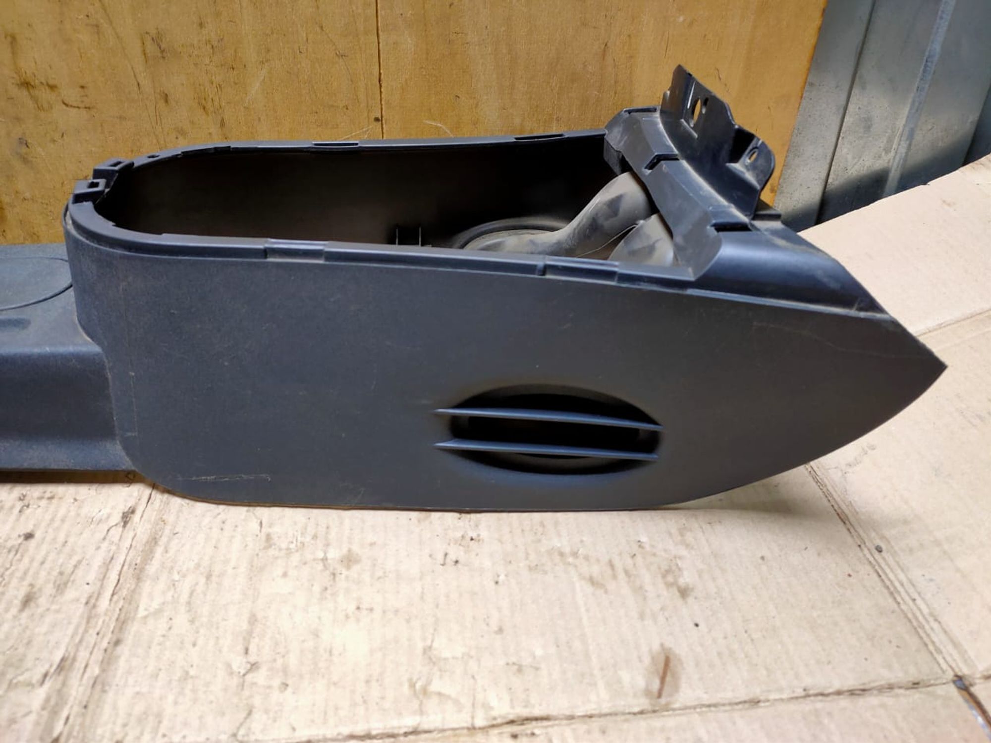 https://gcs.partsauto.market/rn-stockpro.appspot.com/thmbs/userImages/d89d66a30f14dbad161fb7a986aa0fe5/part/6fddb03b-e92c-4a84-9f1f-6fe930c2b6ca_1745392767120.jpg