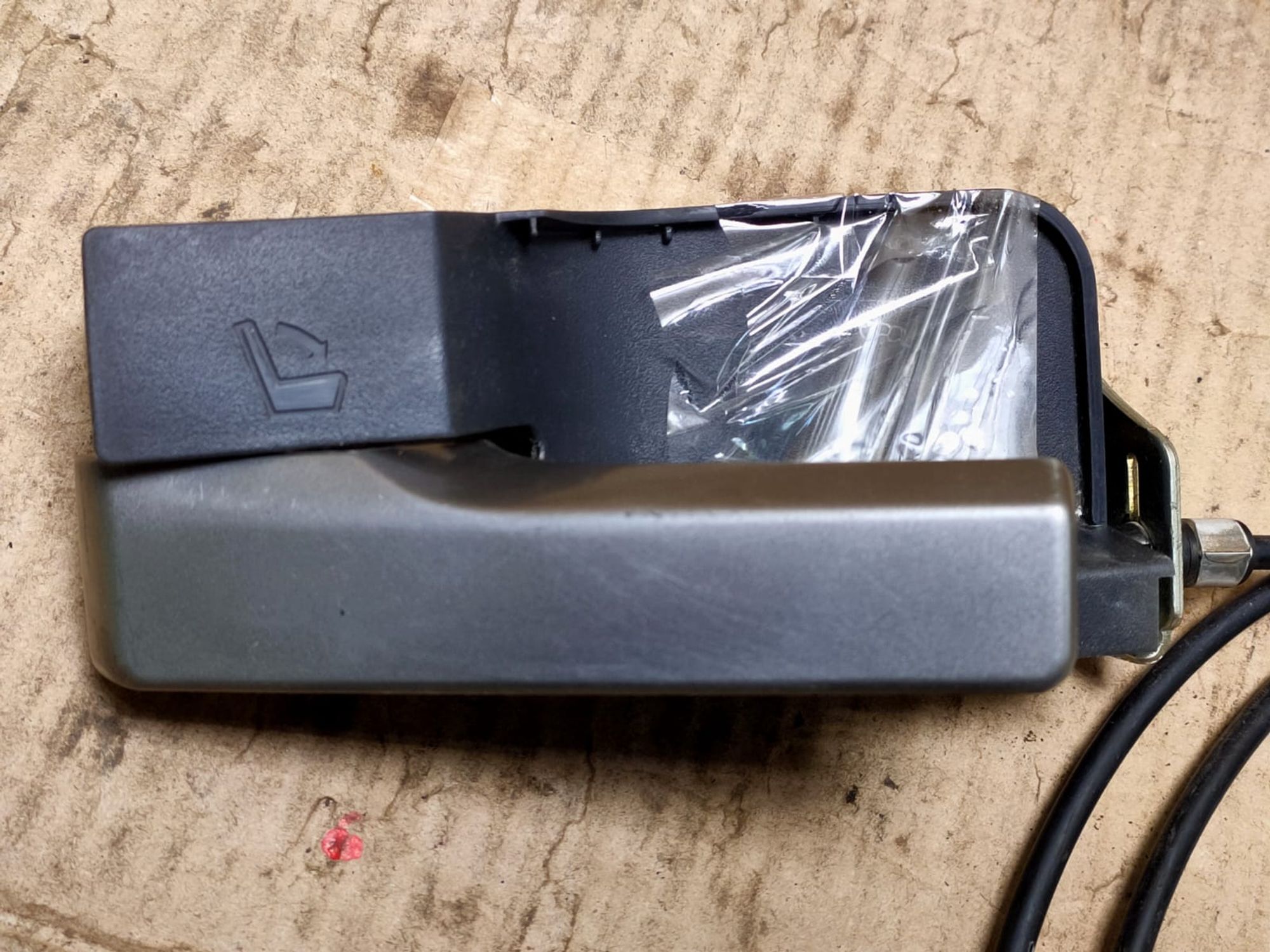 https://gcs.partsauto.market/rn-stockpro.appspot.com/thmbs/userImages/d89d66a30f14dbad161fb7a986aa0fe5/part/7016ee51-0d3b-4c82-a230-a84b7a7bd5e7_1746087193383.jpg