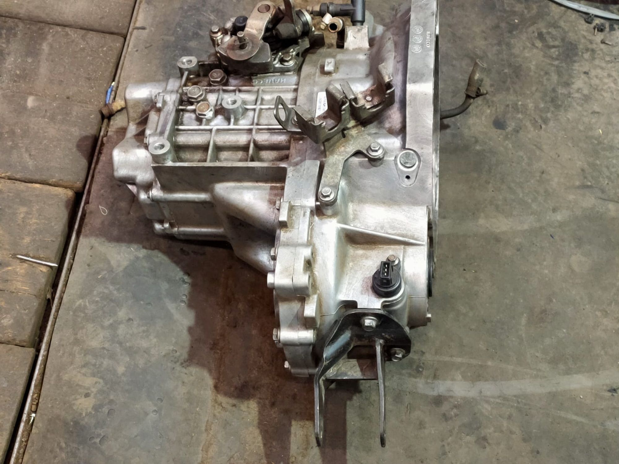 https://gcs.partsauto.market/rn-stockpro.appspot.com/thmbs/userImages/d89d66a30f14dbad161fb7a986aa0fe5/part/7446d538-ef70-4374-99cb-76b6ae0cd886_1746449972441.jpg
