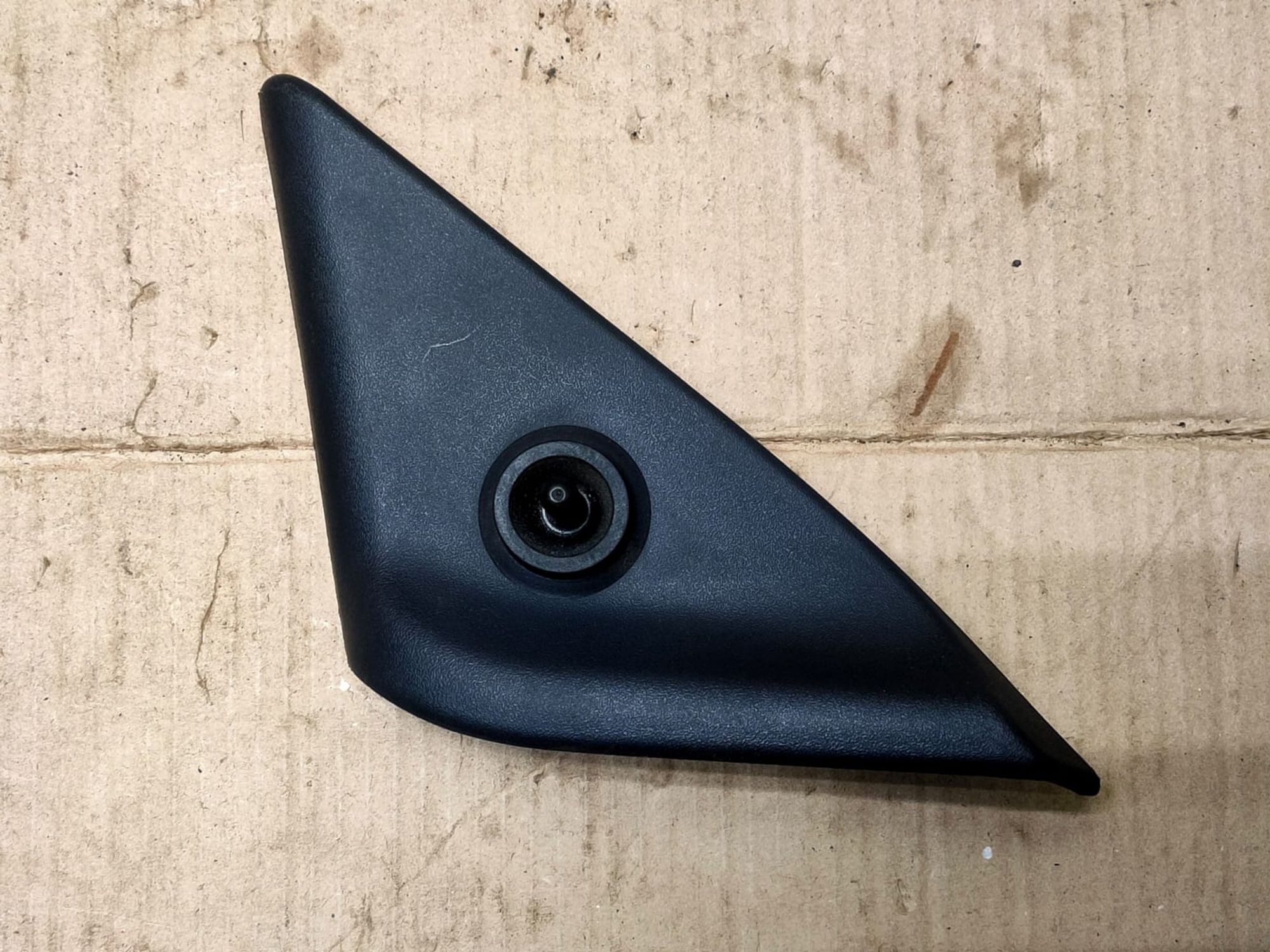 https://gcs.partsauto.market/rn-stockpro.appspot.com/thmbs/userImages/d89d66a30f14dbad161fb7a986aa0fe5/part/77776e75-d030-458e-8cd4-73a14fdaa121_1745475367346.jpg