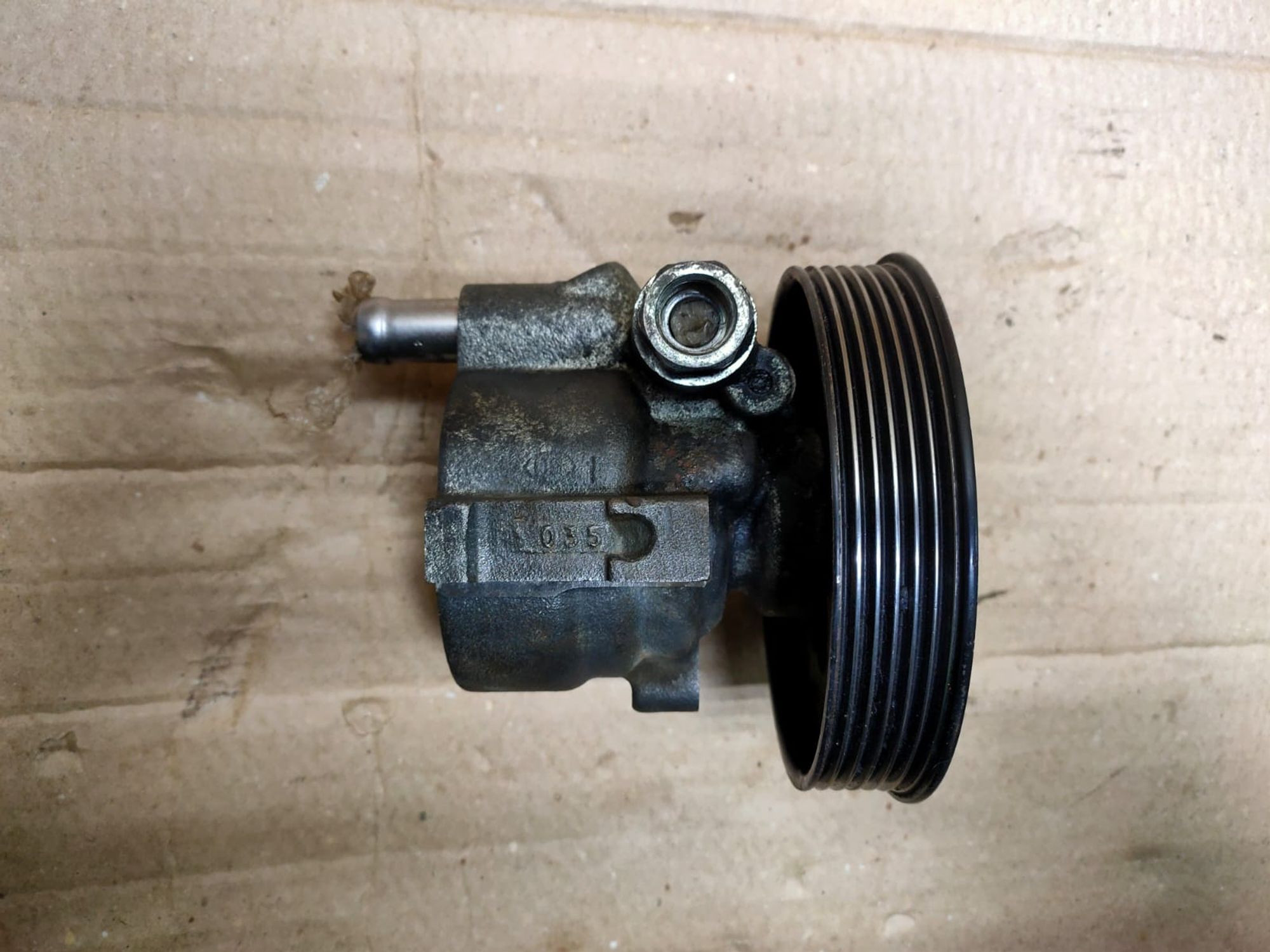 https://gcs.partsauto.market/rn-stockpro.appspot.com/thmbs/userImages/d89d66a30f14dbad161fb7a986aa0fe5/part/7d70a790-1f5c-4966-89fb-b2767442c5d1_1748241612813.jpg