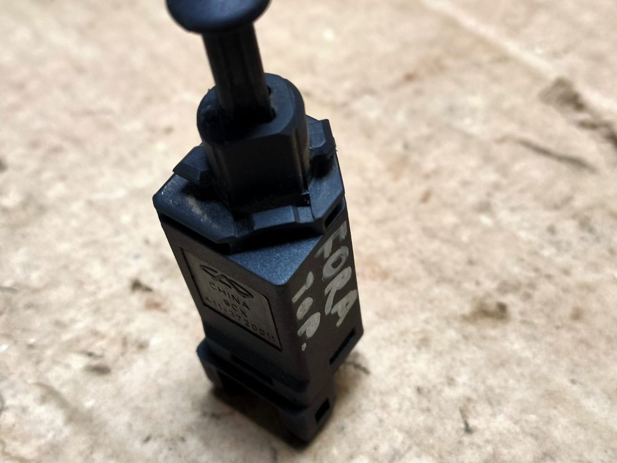 https://gcs.partsauto.market/rn-stockpro.appspot.com/thmbs/userImages/d89d66a30f14dbad161fb7a986aa0fe5/part/83b4dd98-306f-4594-a62f-2c15280ebccf_1749100601502.jpg