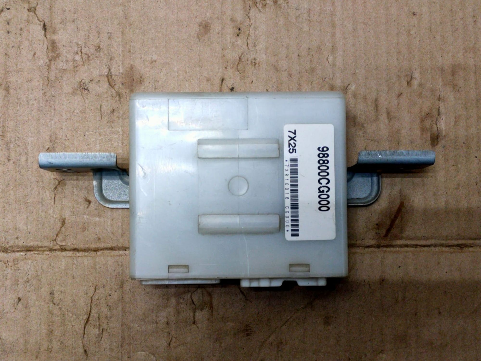 https://gcs.partsauto.market/rn-stockpro.appspot.com/thmbs/userImages/d89d66a30f14dbad161fb7a986aa0fe5/part/86889a1f-0046-416e-ac58-6ef517bec6bb_1746595045805.jpg