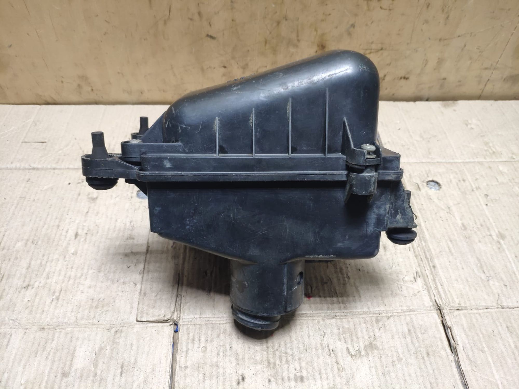 https://gcs.partsauto.market/rn-stockpro.appspot.com/thmbs/userImages/d89d66a30f14dbad161fb7a986aa0fe5/part/8710277e-5b8d-484e-aaaf-07caf5311c9d_1745689841799.jpg