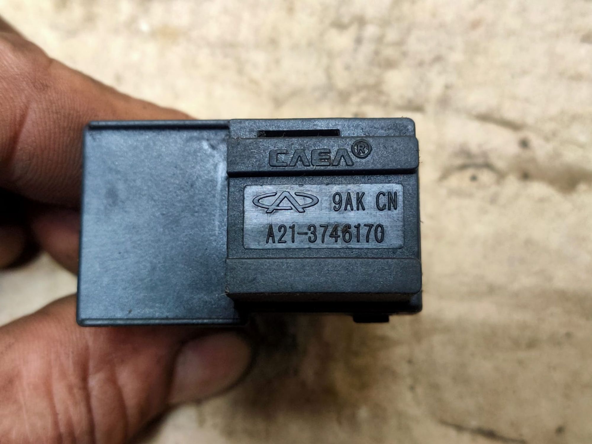 https://gcs.partsauto.market/rn-stockpro.appspot.com/thmbs/userImages/d89d66a30f14dbad161fb7a986aa0fe5/part/8f636ab7-2a6d-4fa4-8bea-17ee3c29e288_1749636005046.jpg