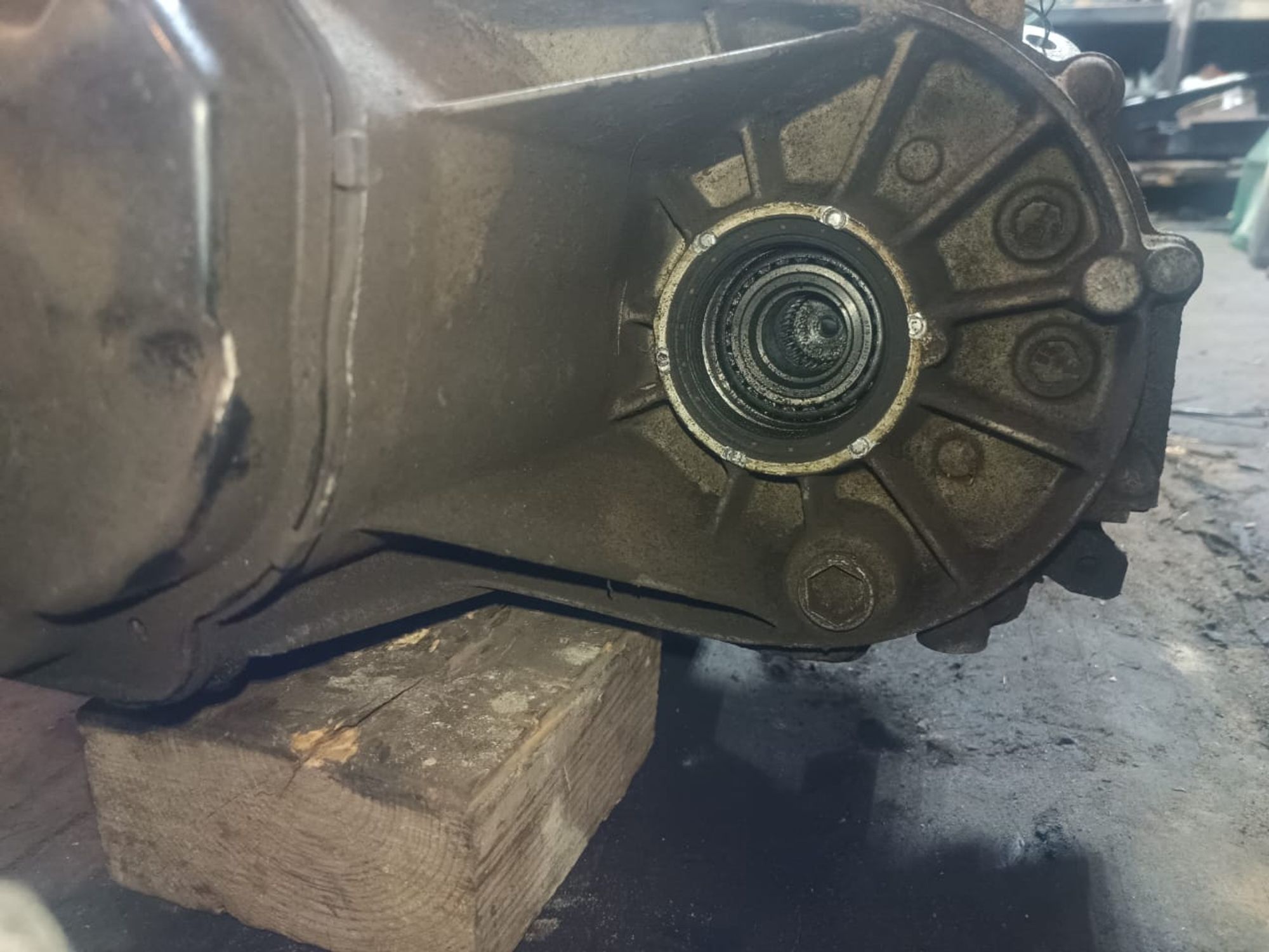 https://gcs.partsauto.market/rn-stockpro.appspot.com/thmbs/userImages/d89d66a30f14dbad161fb7a986aa0fe5/part/92d3d546-91eb-439b-9429-c455b8f69945_1740745741930.jpg