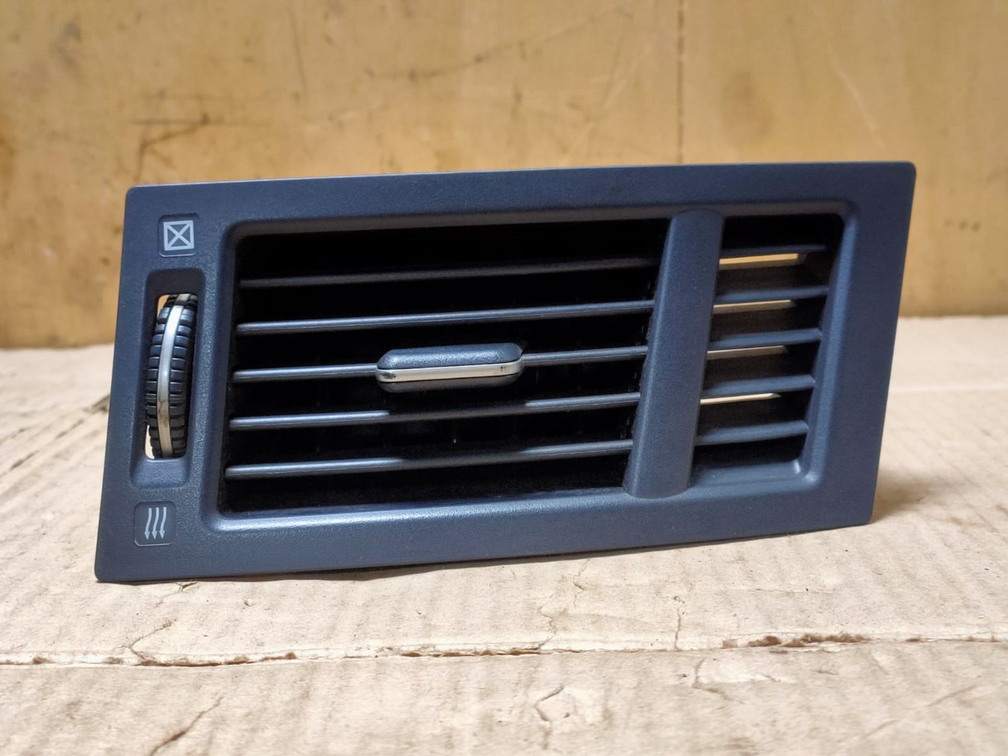 https://gcs.partsauto.market/rn-stockpro.appspot.com/thmbs/userImages/d89d66a30f14dbad161fb7a986aa0fe5/part/960ae655-5750-41c2-b807-2551e2b524f4_1745995611468.jpg