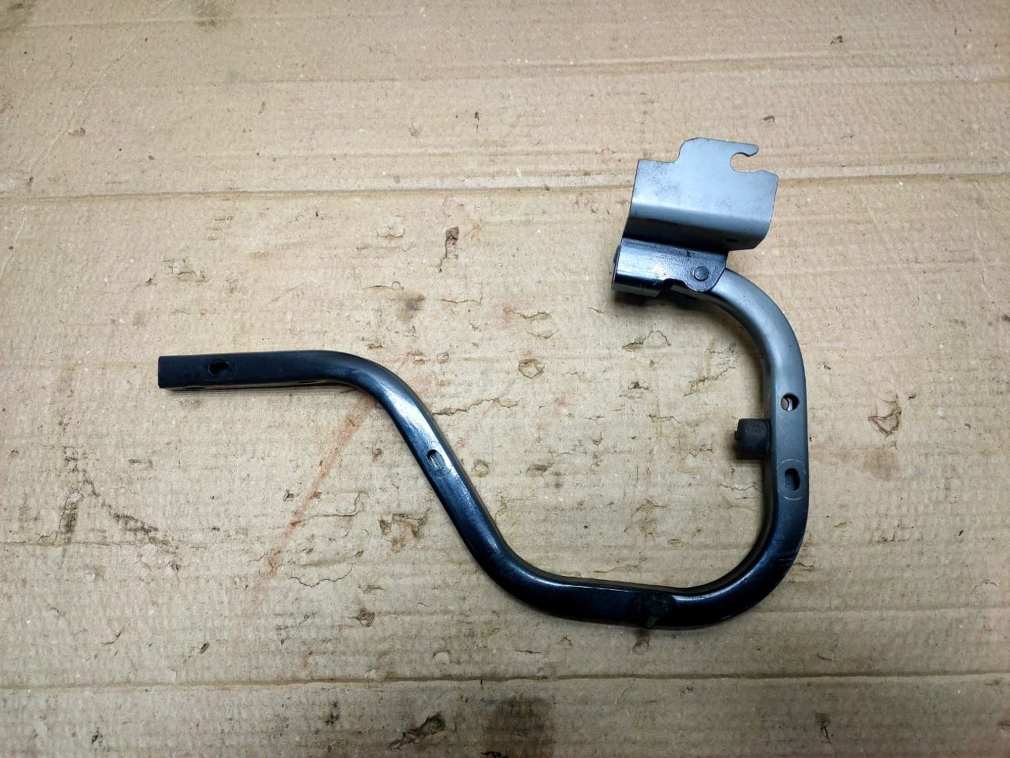 https://gcs.partsauto.market/rn-stockpro.appspot.com/thmbs/userImages/d89d66a30f14dbad161fb7a986aa0fe5/part/9f7bacc2-7c8c-48e4-931c-528a6cd39b4a_1749641214759.jpg
