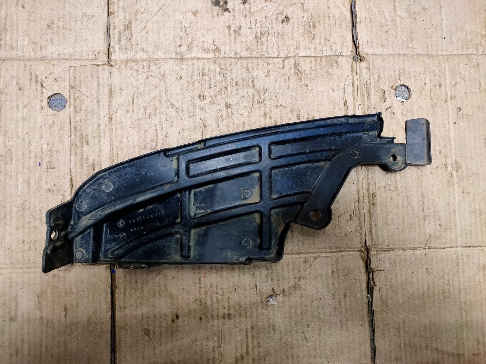 https://gcs.partsauto.market/rn-stockpro.appspot.com/thmbs/userImages/d89d66a30f14dbad161fb7a986aa0fe5/part/a1d55520-1302-47ed-819e-35699e7d67b7_1746087583647.jpg