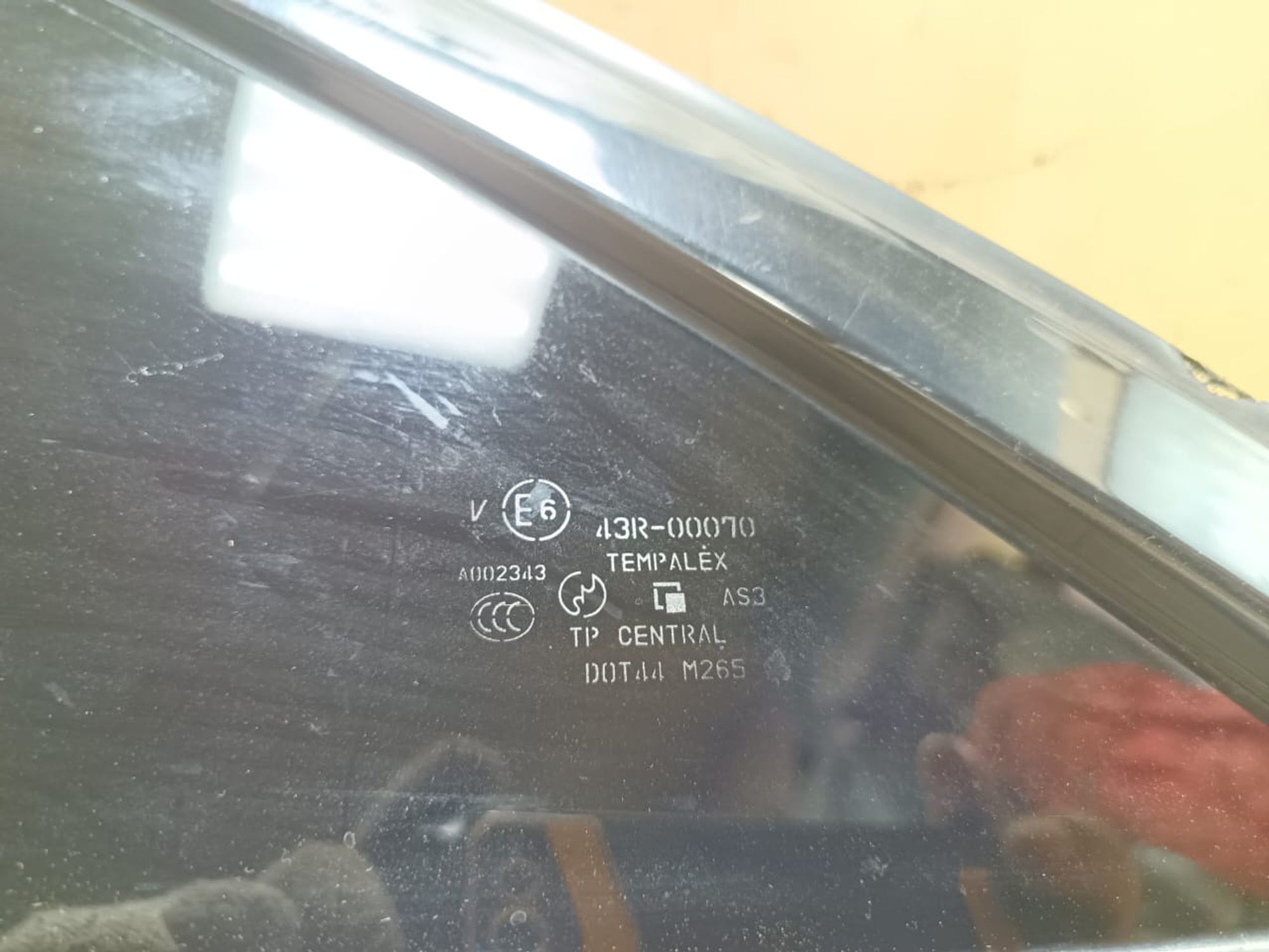 https://gcs.partsauto.market/rn-stockpro.appspot.com/thmbs/userImages/d89d66a30f14dbad161fb7a986aa0fe5/part/ae2c6a01-5e7d-44a3-8872-57b82a729c5c_1743744539541.jpg