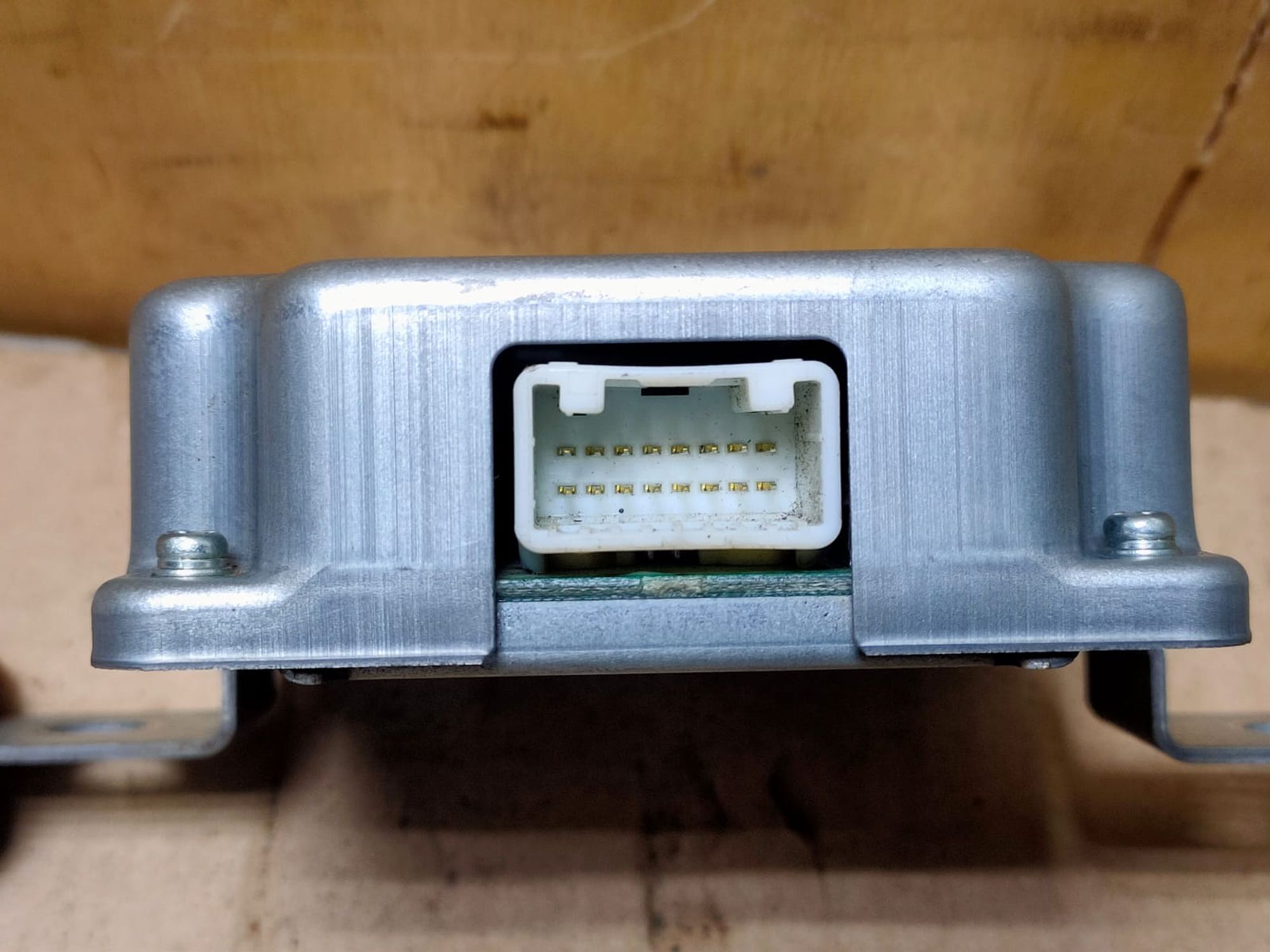 https://gcs.partsauto.market/rn-stockpro.appspot.com/thmbs/userImages/d89d66a30f14dbad161fb7a986aa0fe5/part/af153601-3ede-4525-a519-25598c8ef7af_1746598018767.jpg