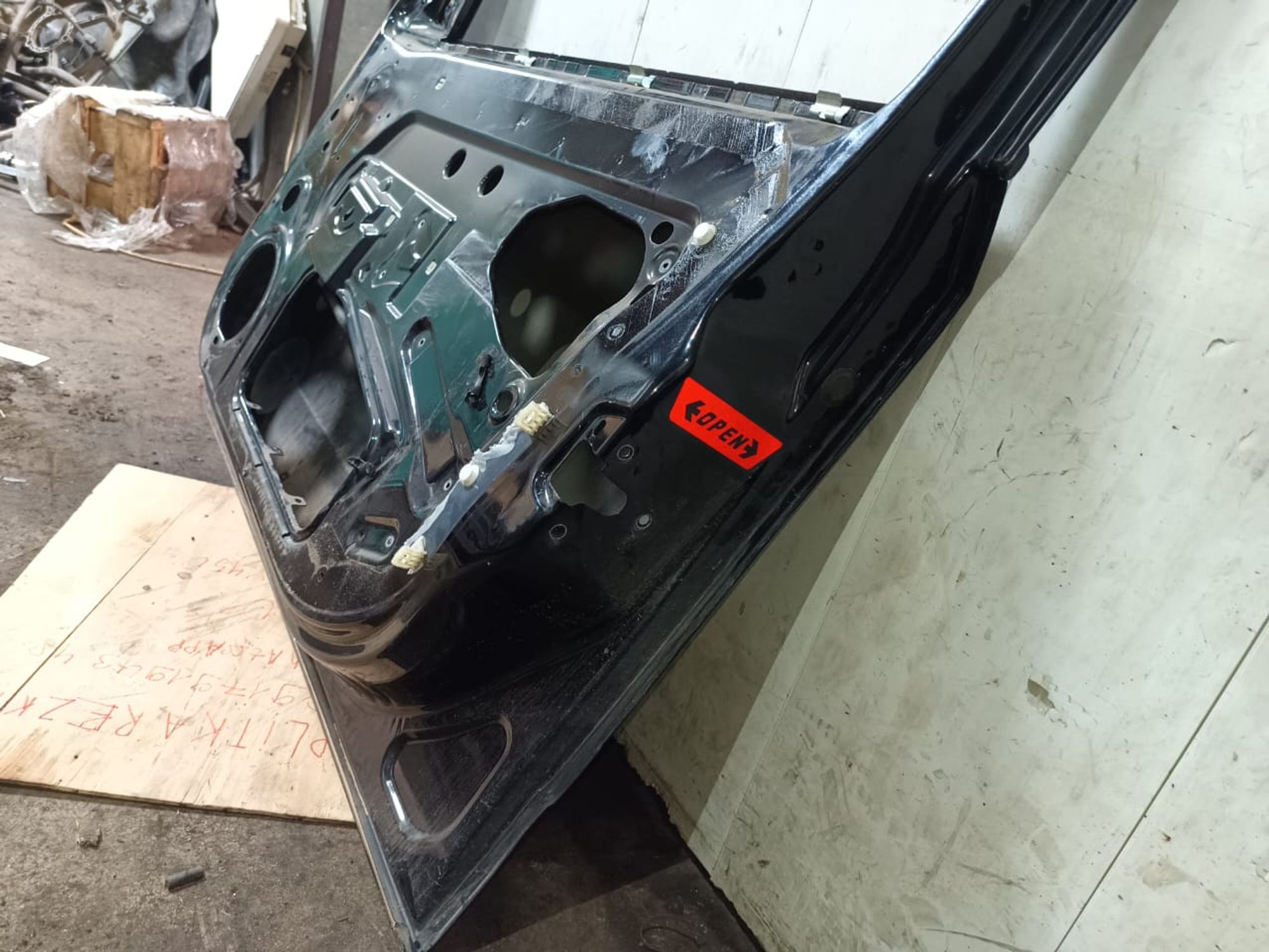 https://gcs.partsauto.market/rn-stockpro.appspot.com/thmbs/userImages/d89d66a30f14dbad161fb7a986aa0fe5/part/b5a5ed4d-0f12-4712-ab1b-e79818148639_1740739960604.jpg