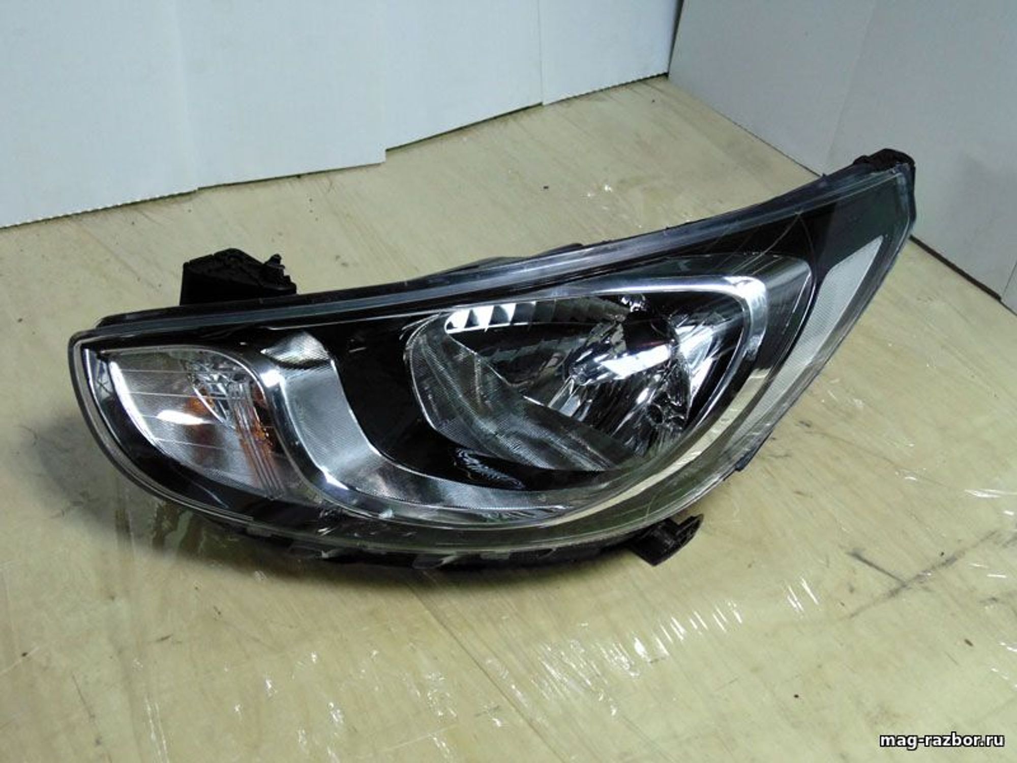 https://gcs.partsauto.market/rn-stockpro.appspot.com/thmbs/userImages/d89d66a30f14dbad161fb7a986aa0fe5/part/b86baa99-71a3-4d8f-aae4-5b685b5cc65d_1718784164196.jpg