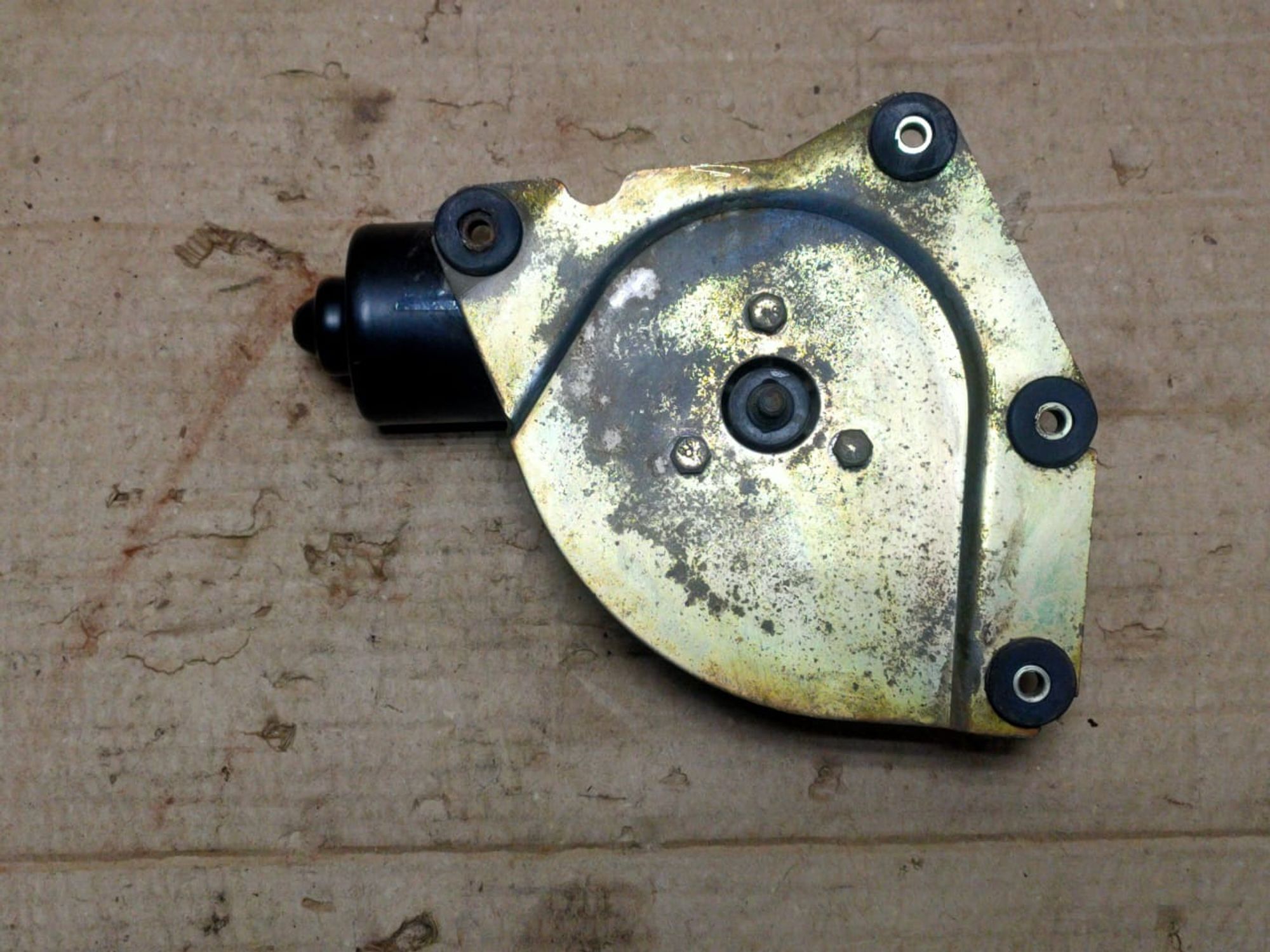 https://gcs.partsauto.market/rn-stockpro.appspot.com/thmbs/userImages/d89d66a30f14dbad161fb7a986aa0fe5/part/bc8c08cc-542e-44be-80e6-c3c11f78f410_1749717200302.jpg